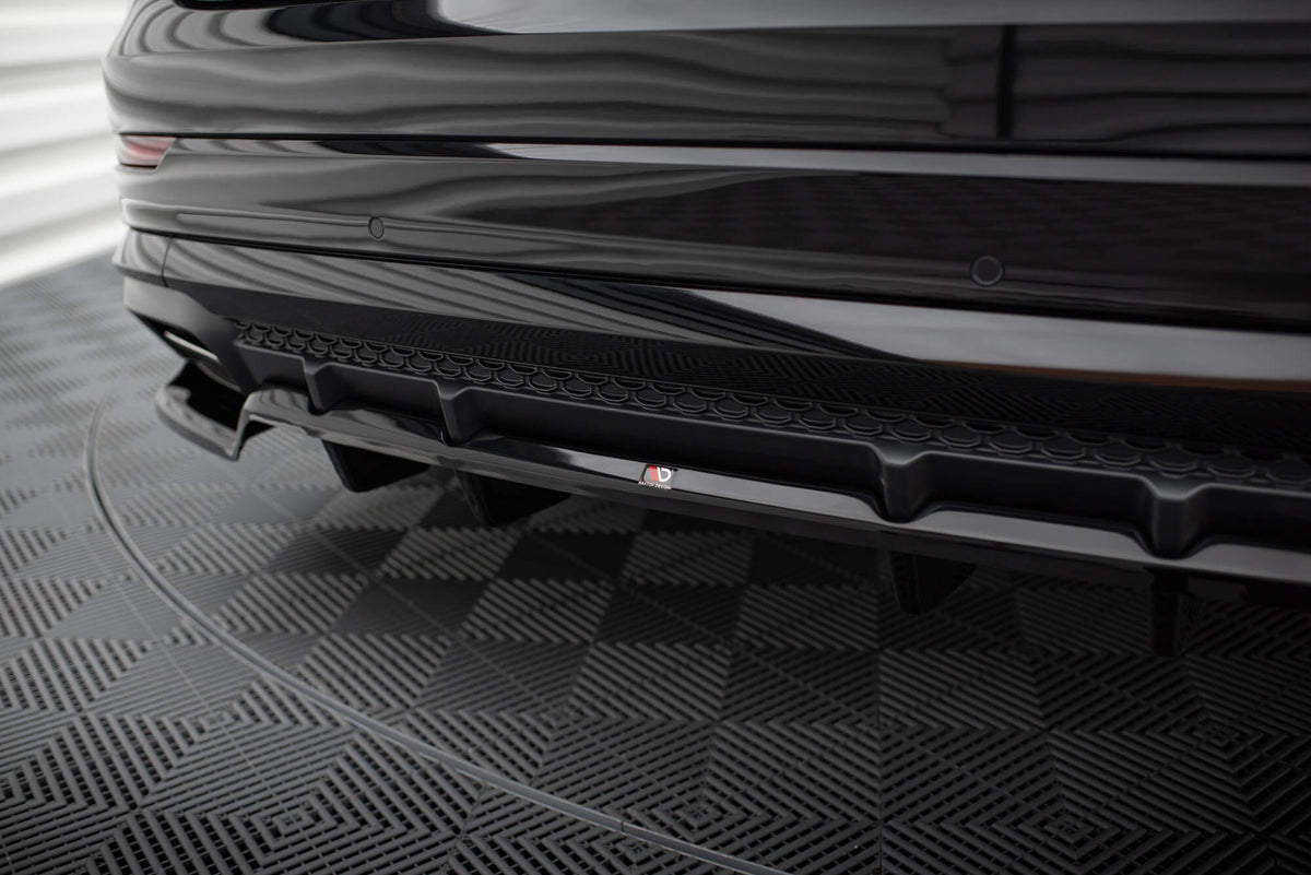 Rear Splitter with vertical bars V.1 Audi SQ8 Mk1 Facelift