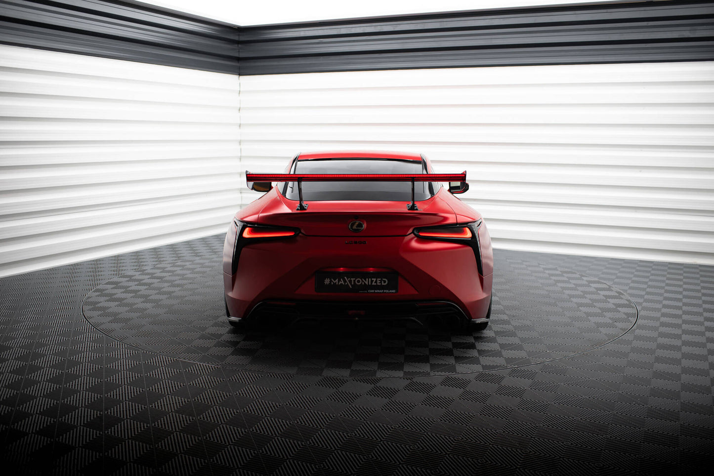 Carbon Spoiler + LED Lexus LC