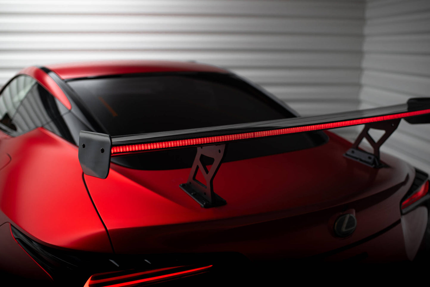 Carbon Spoiler + LED Lexus LC