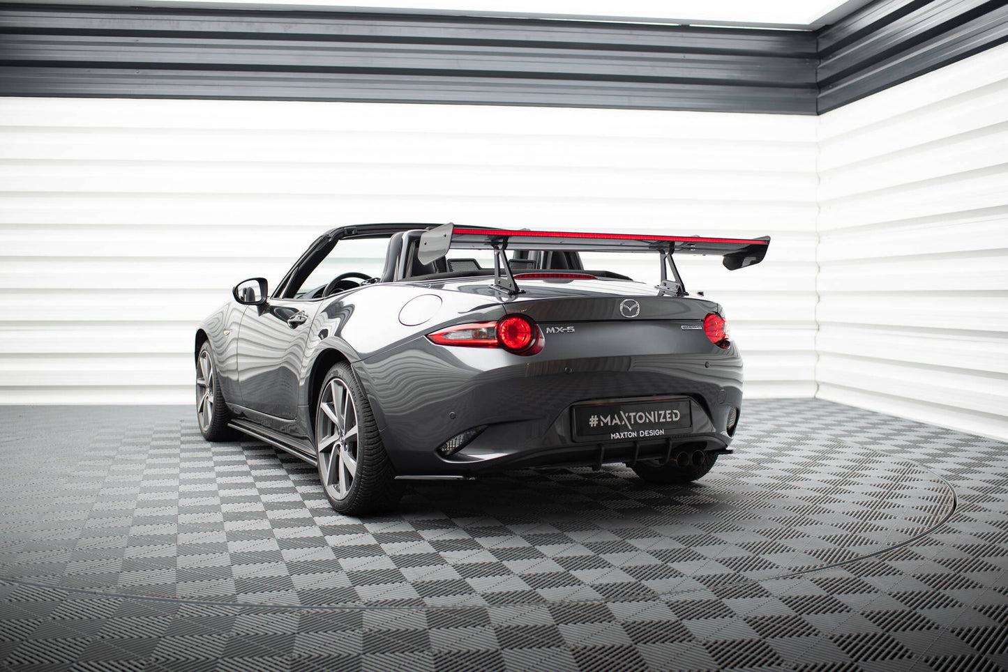 Carbon Spoiler With Upper Swan Mounting + LED Mazda MX-5 ND Mk4