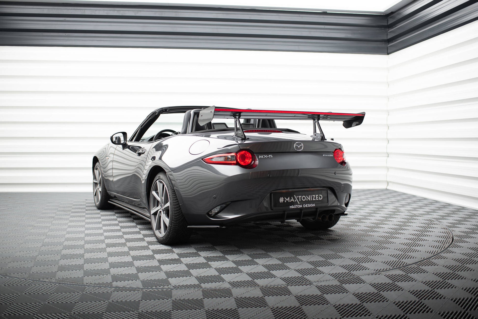 Carbon Spoiler With Upper Swan Mounting + LED Mazda MX-5 ND Mk4