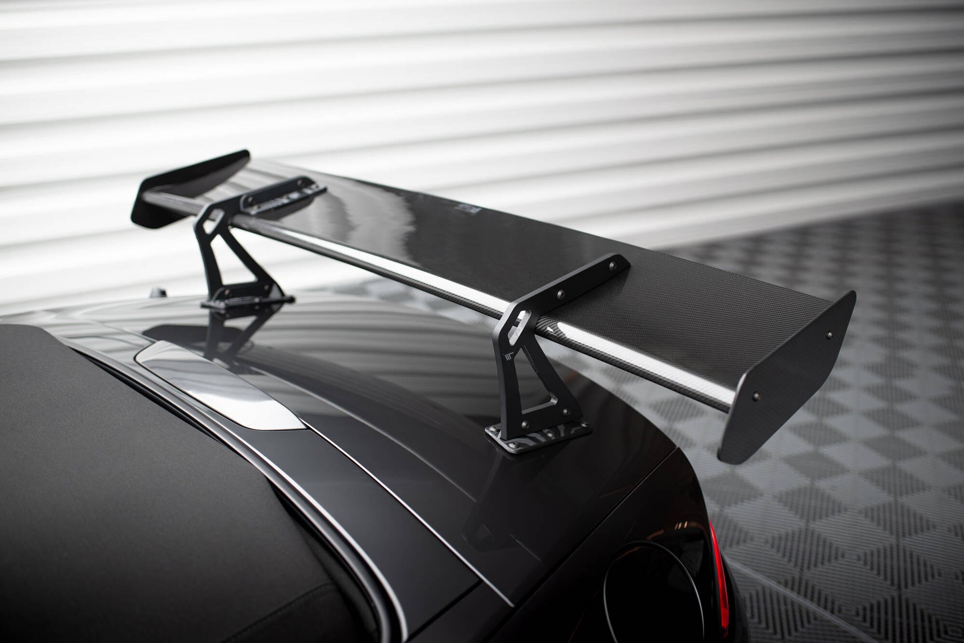 Carbon Spoiler With Upper Swan Mounting + LED Mazda MX-5 ND Mk4