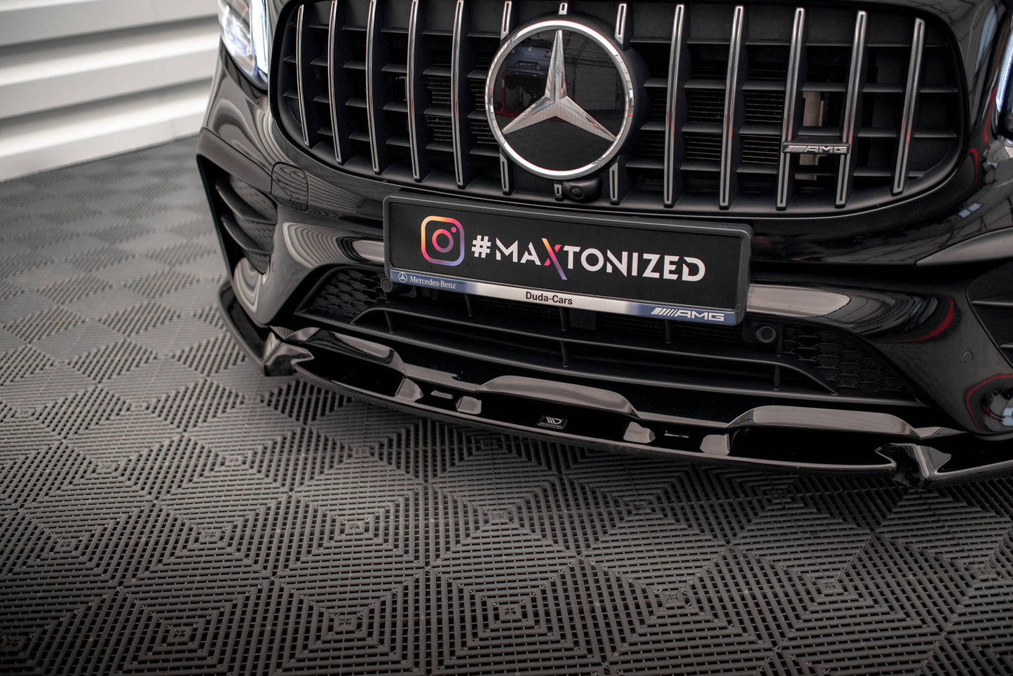 Front Splitter V.1 Mercedes-AMG GLB 35 / AMG-Line X247