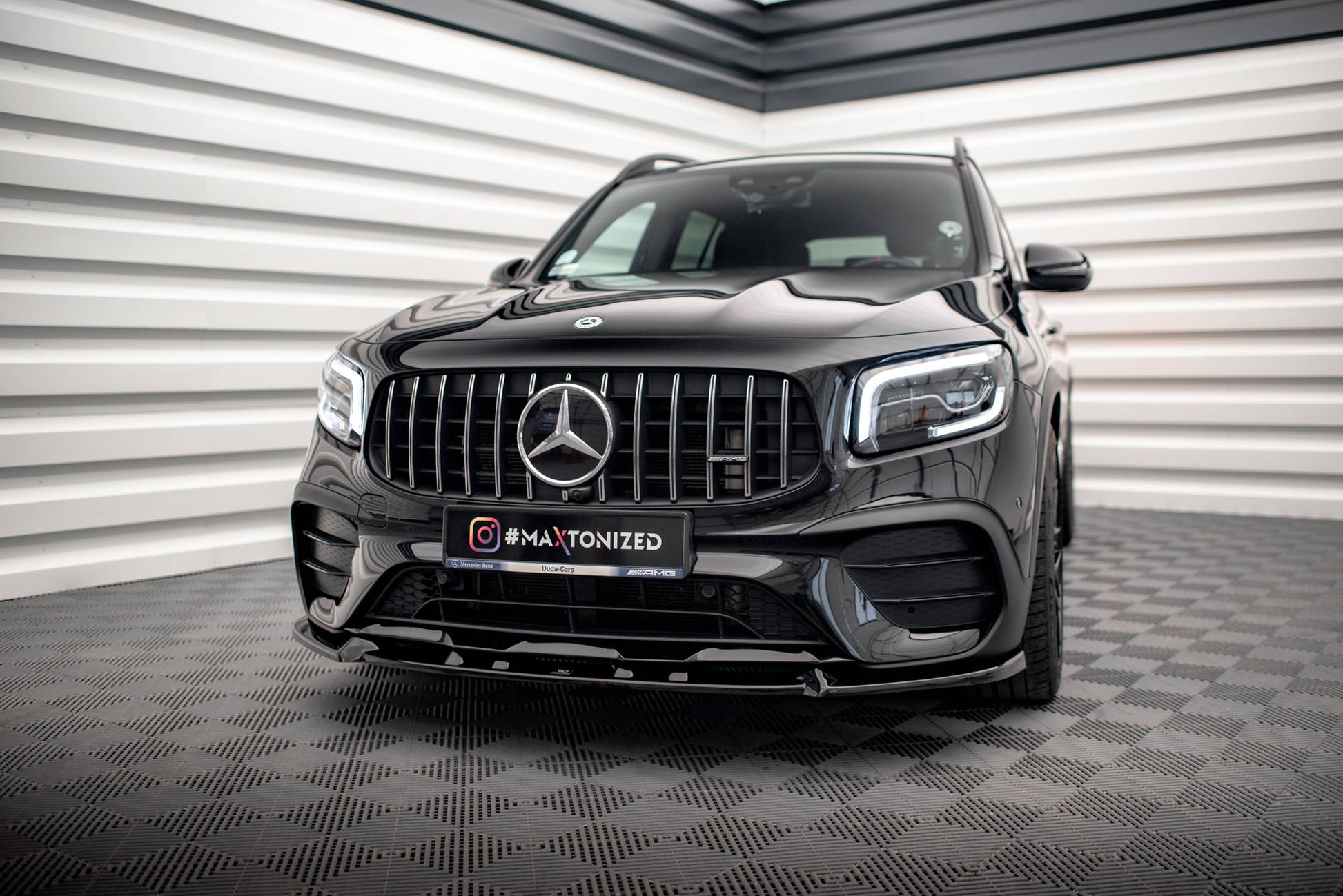 Front Splitter V.1 Mercedes-AMG GLB 35 / AMG-Line X247