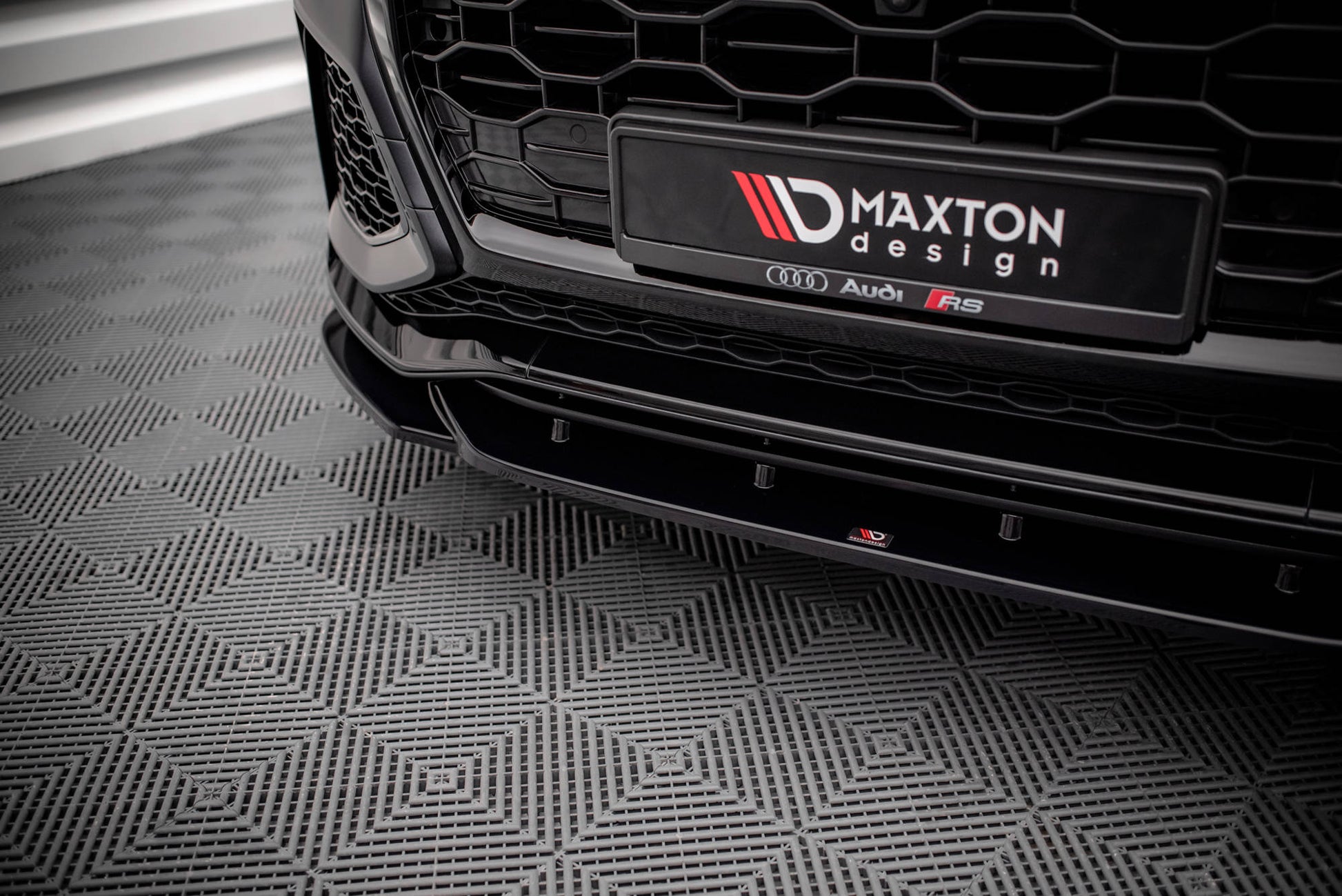 Front Splitter V.2 Audi RSQ8 Mk1