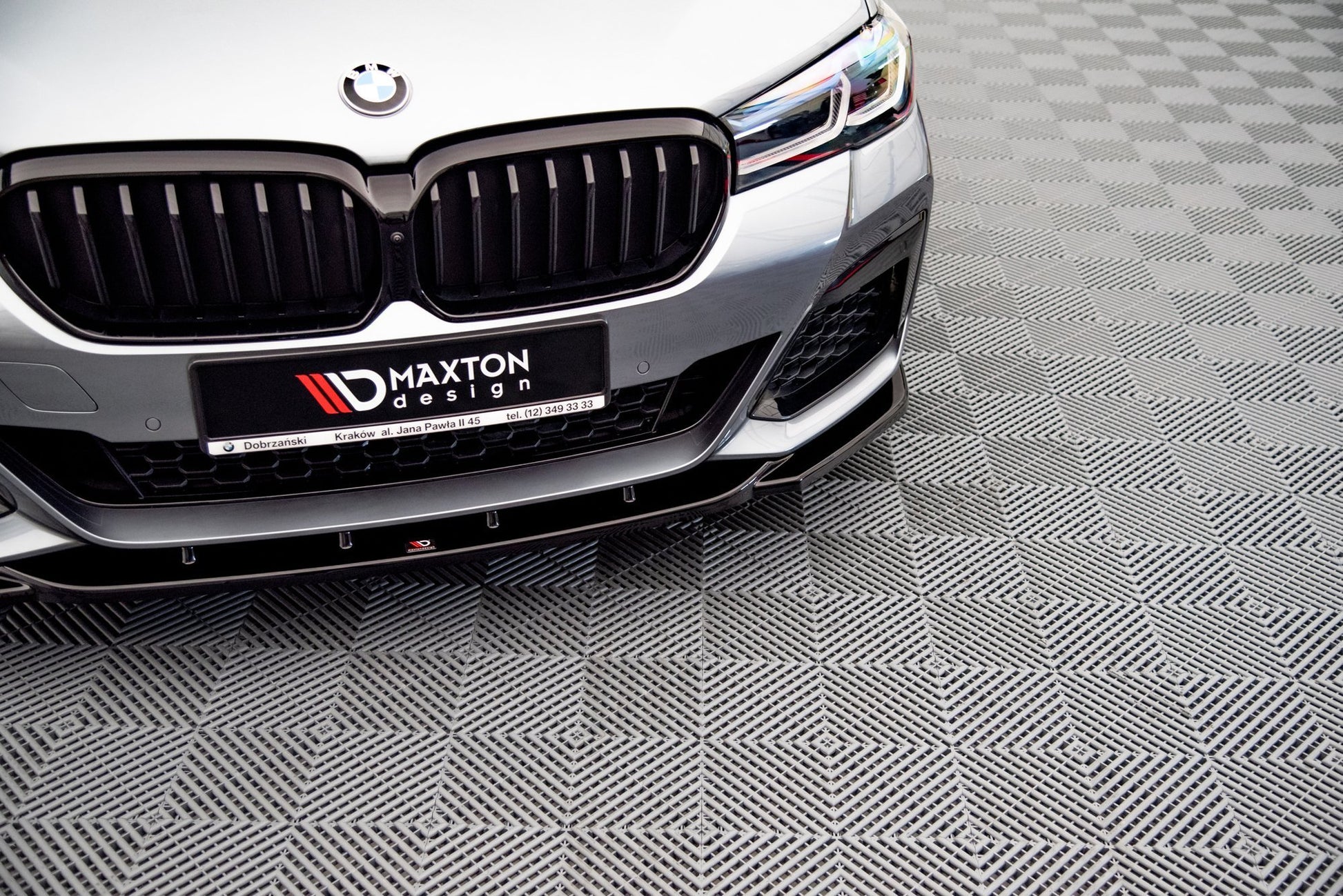 Front Splitter V.2 BMW 5 M-Pack / M550i / M550d  Sedan / Touring G30 / G31 Facelift