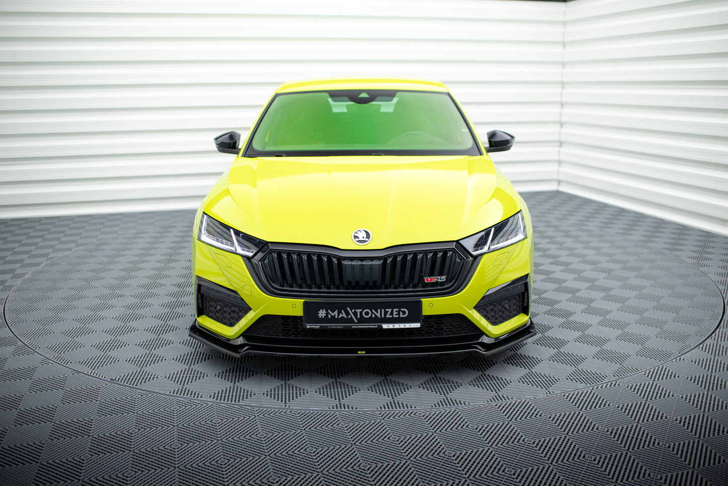 Front Splitter V.2 Skoda Octavia RS Mk4