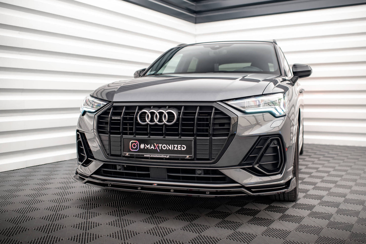 Front Splitter V.4 Audi Q3 Sportback / SUV S-Line F3