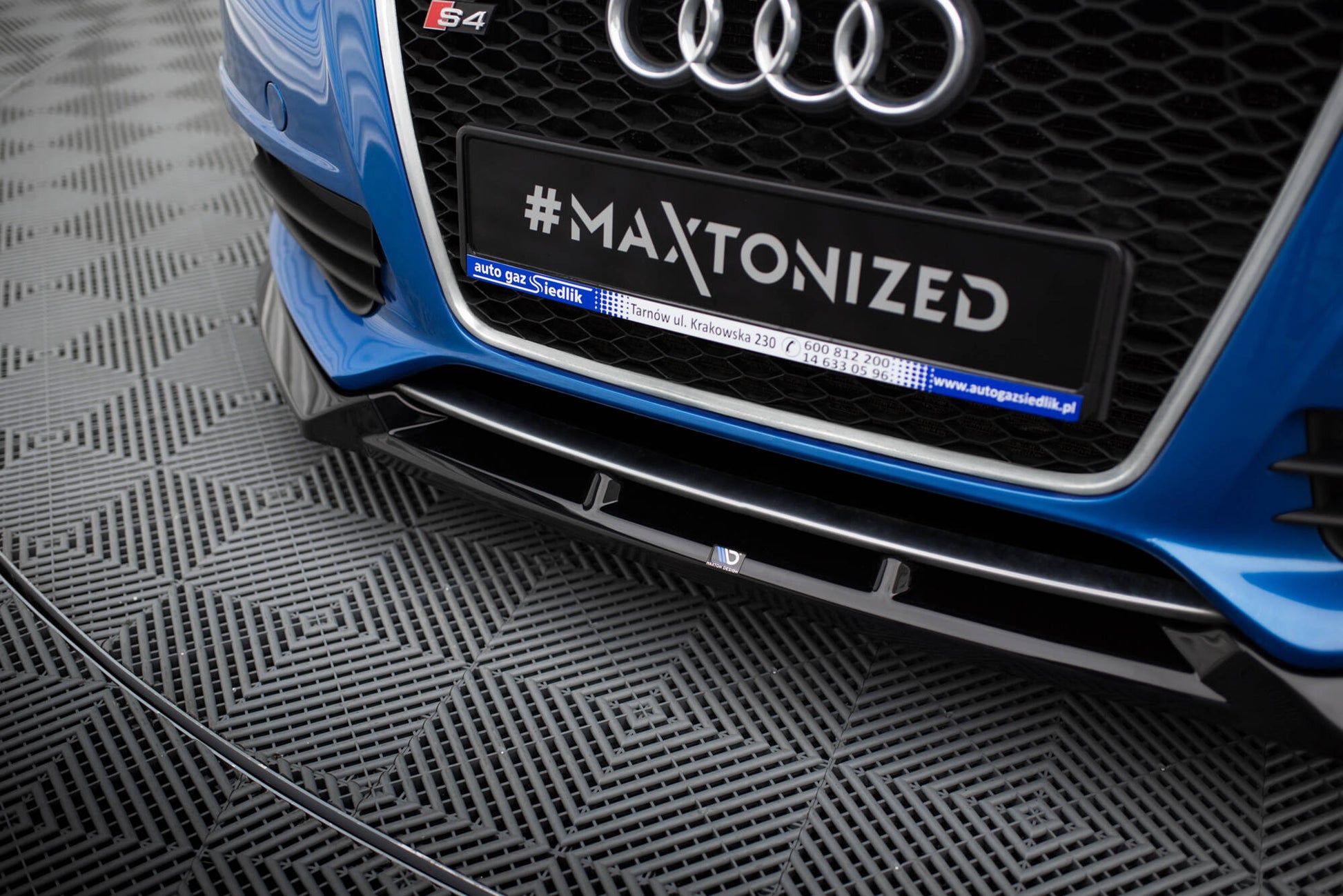 Front Splitter V.4 Audi S4 / A4 S-Line B8