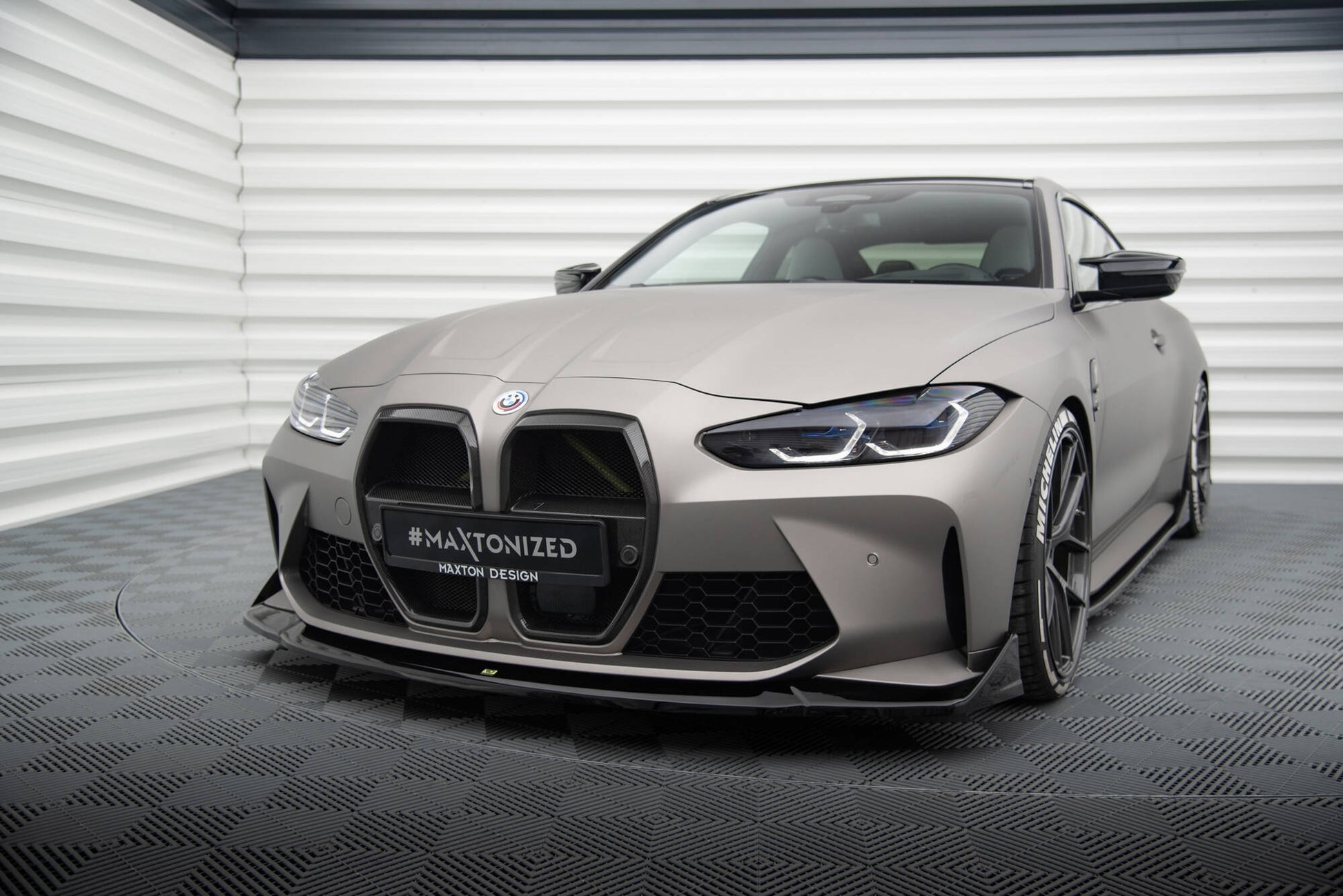 Front Splitter V.4 CSL Look BMW M4 G82 / G82 Facelift