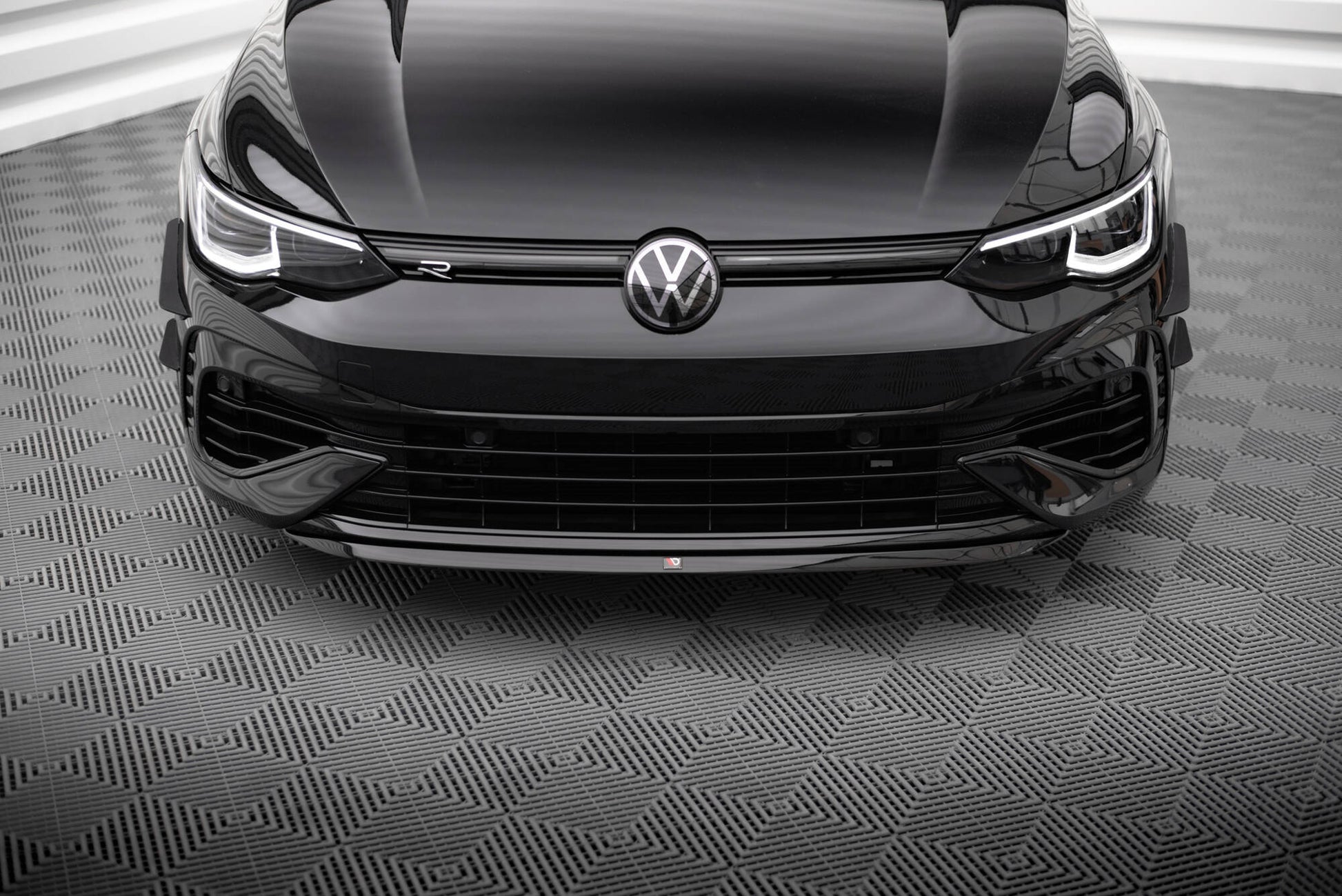 Front Splitter V.7 Volkswagen Golf R Hatchback / Variant  Mk8