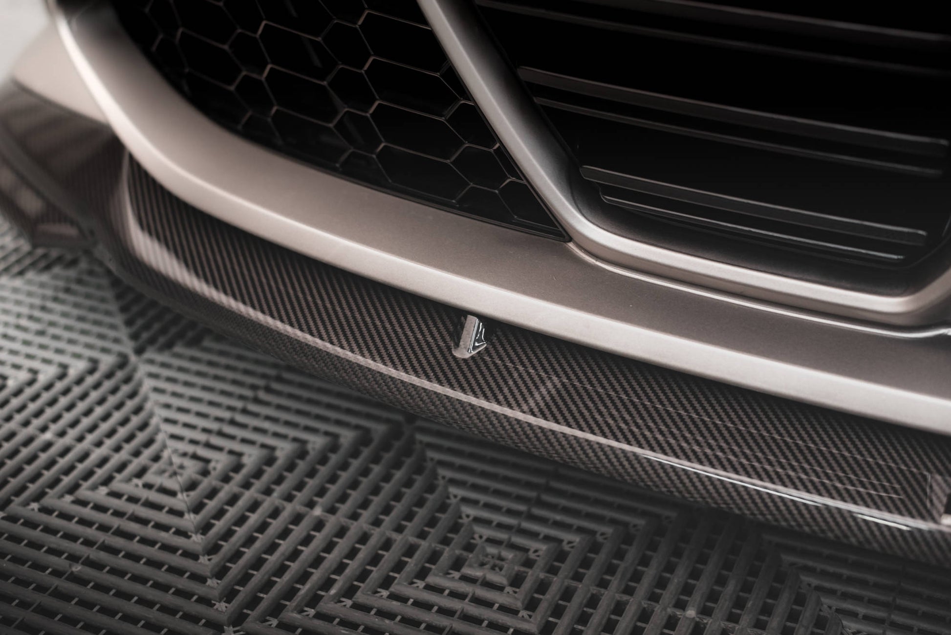 Prepreg Carbon Fiber Front Splitter V.2 BMW M4 G82 / G82 Facelift