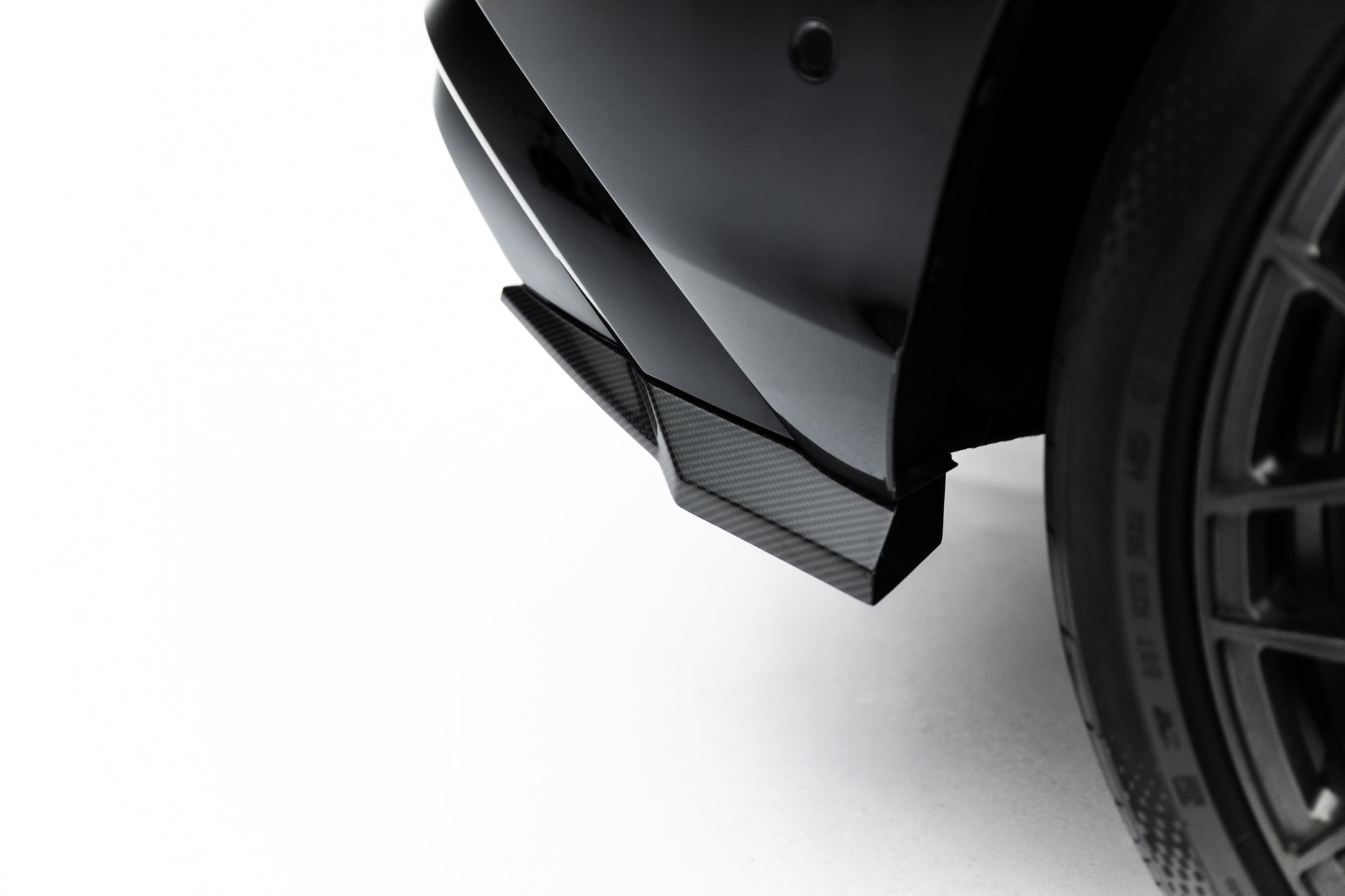 Prepreg Carbon Fiber Rear Side Splitters Audi SQ8 / Q8 S-Line Mk1 Facelift