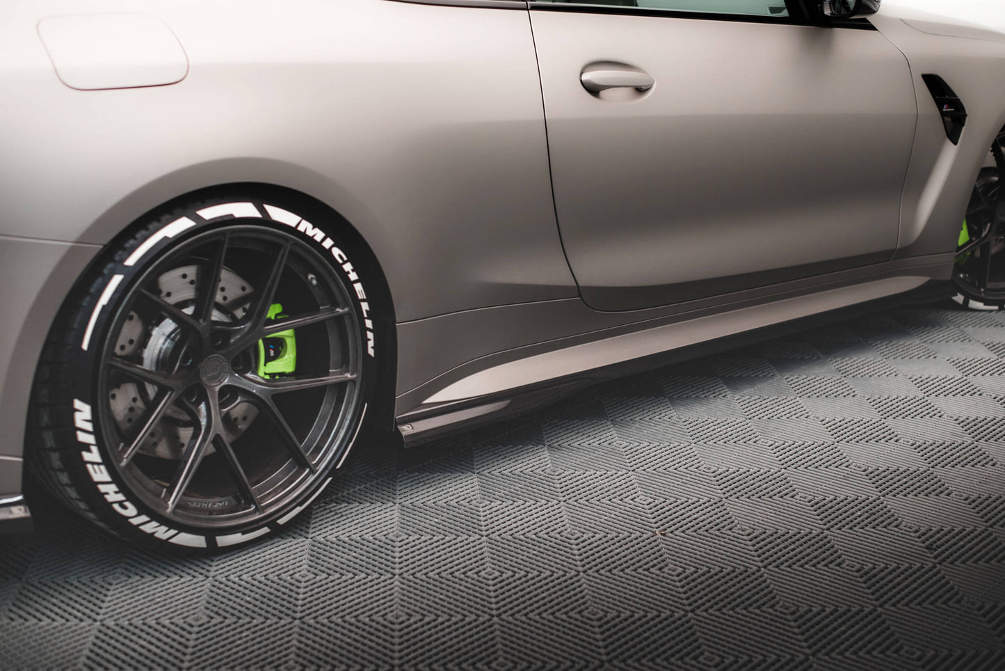 Prepreg Carbon Fiber Side Skirts BMW M4 G82 / G82 Facelift