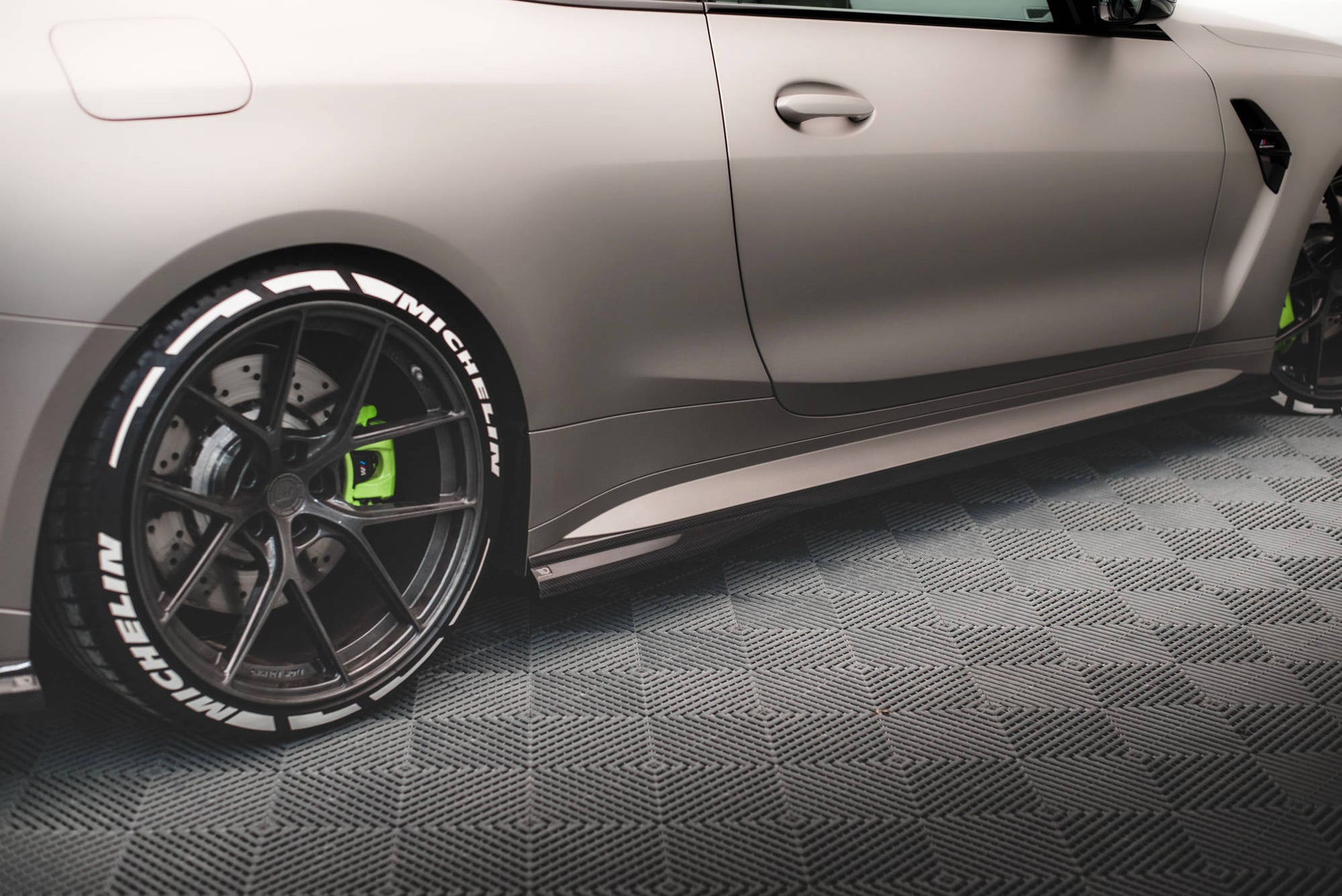 Prepreg Carbon Fiber Side Skirts BMW M4 G82 / G82 Facelift