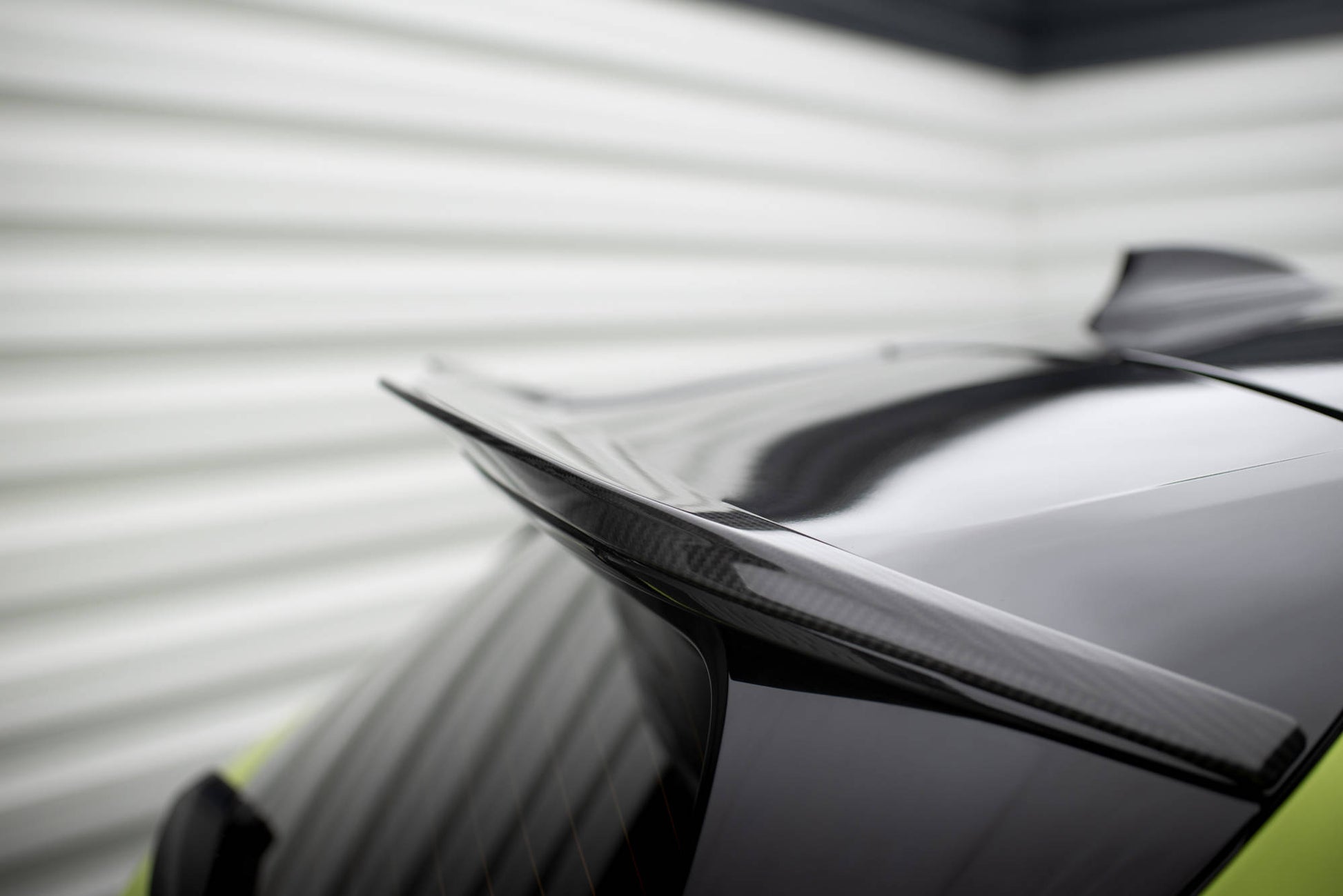 Prepreg Carbon Fiber Tailgate Spoiler BMW M135i / 128ti F40
