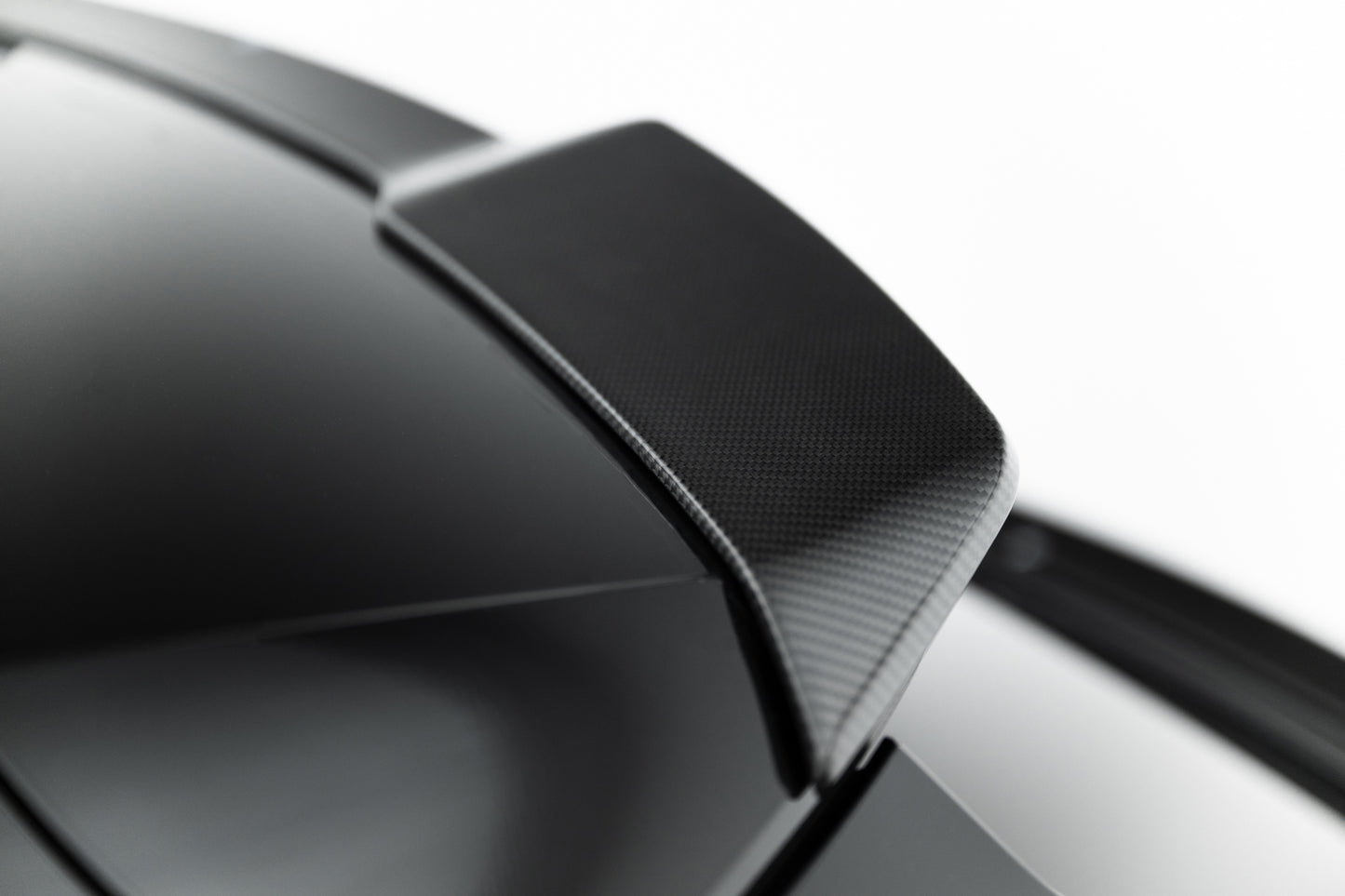 Prepreg Carbon Fiber Tailgate Spoiler (Upper) Audi SQ8 / Q8 S-Line Mk1 Facelift