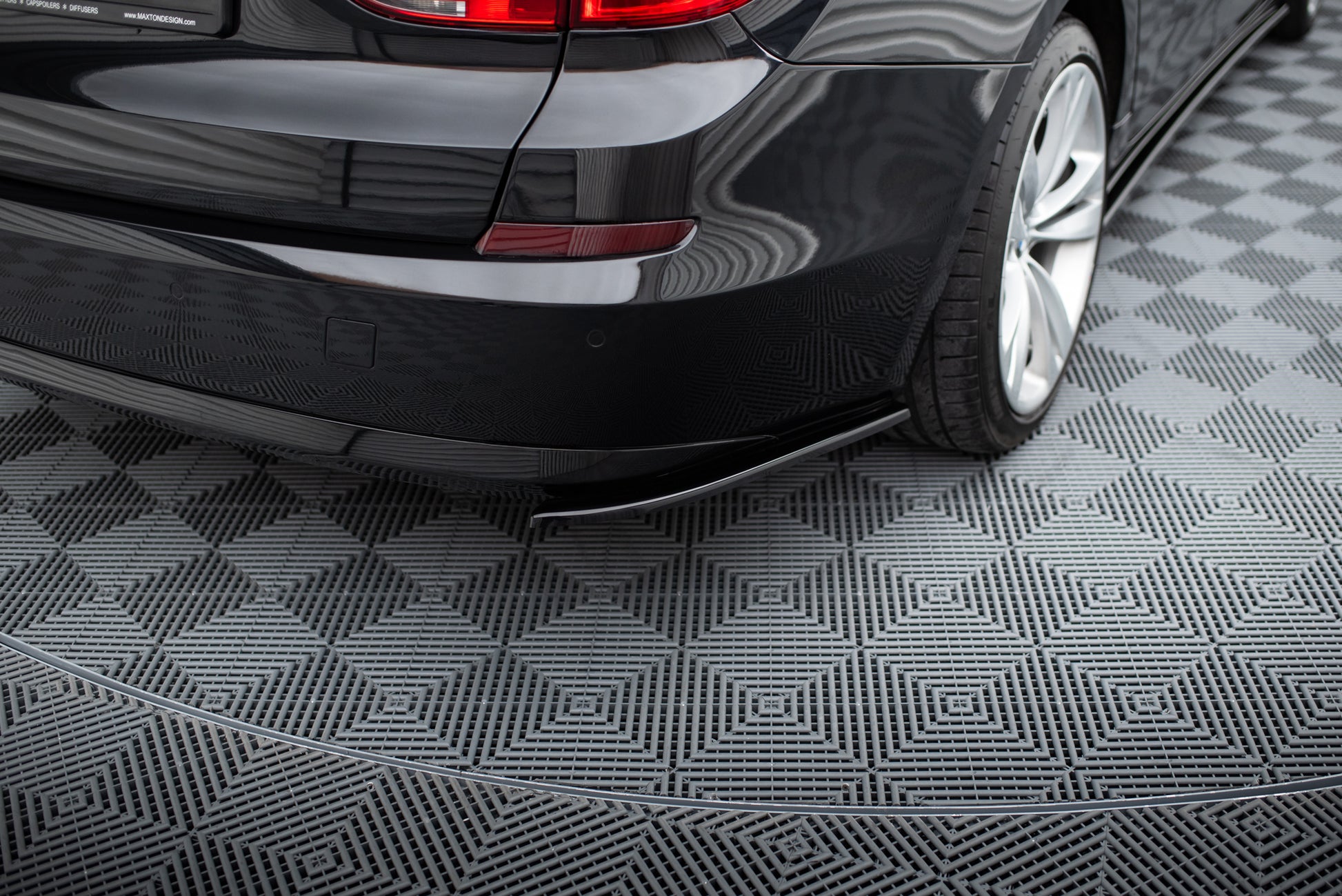 REAR SIDE SPLITTERS BMW 5 GT F07