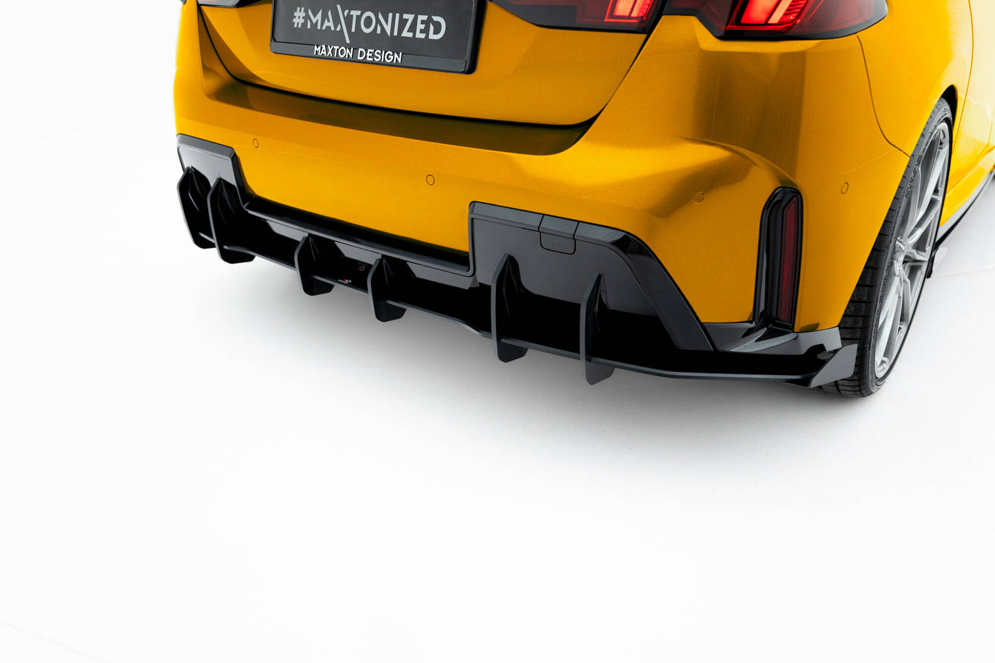 Rear Side Flaps BMW 1 M-Pack F70