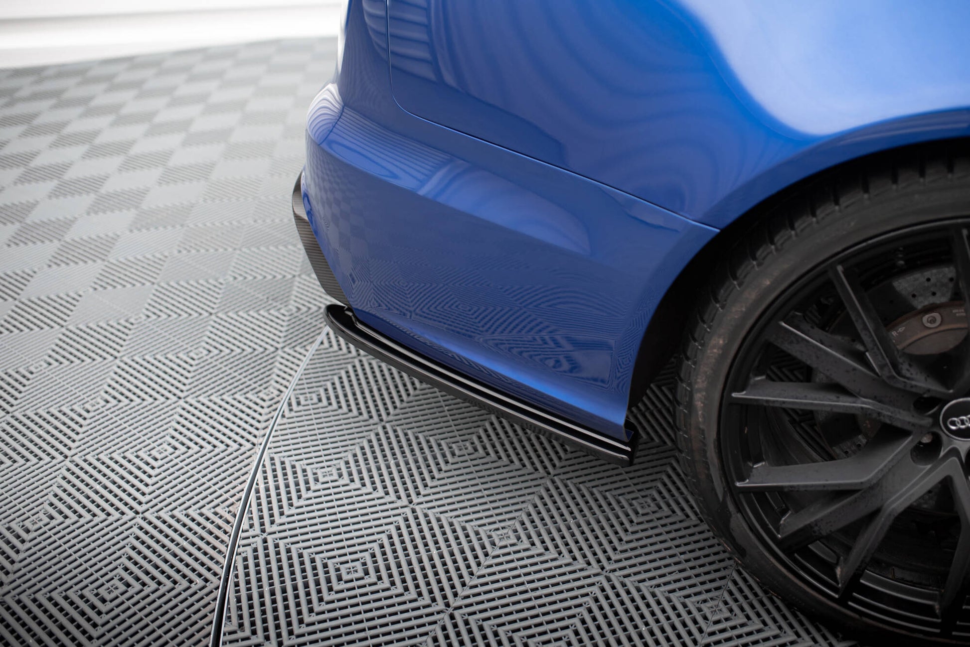 Rear Side Splitters Audi RS6 C7 / C7 Facelift