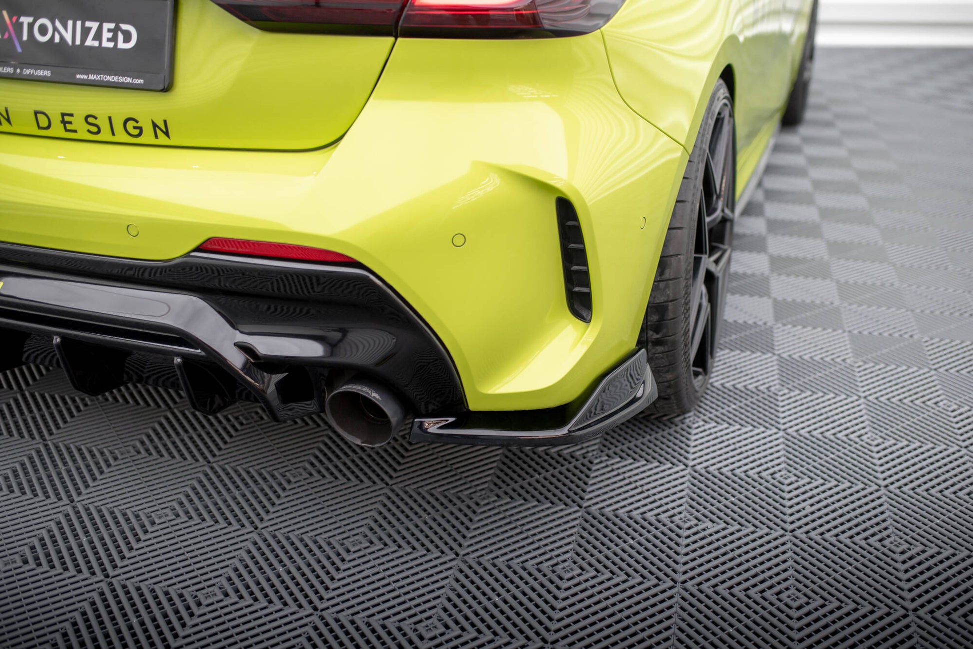 Rear Side Splitters V.8 (For rear valance v.1) BMW 1 M-Pack /  M135i / 128ti F40