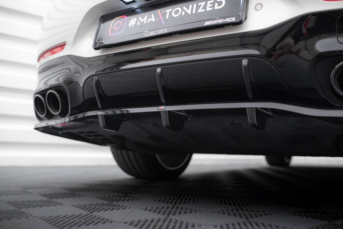 Rear Splitter (with vertical bars) Mercedes-AMG GT 43 4 Door Coupe V8 Styling Package X290