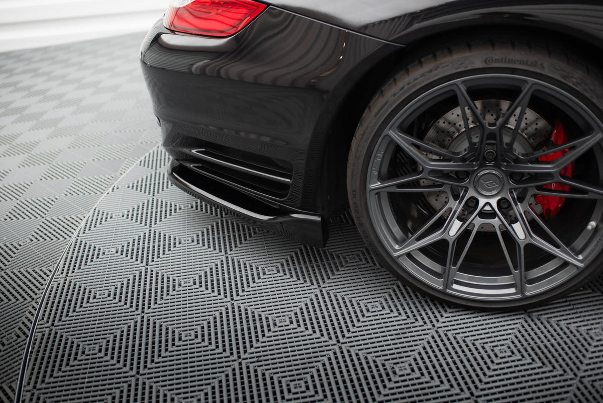 Rear Splitter (with vertical bars) Porsche 911 Turbo 997