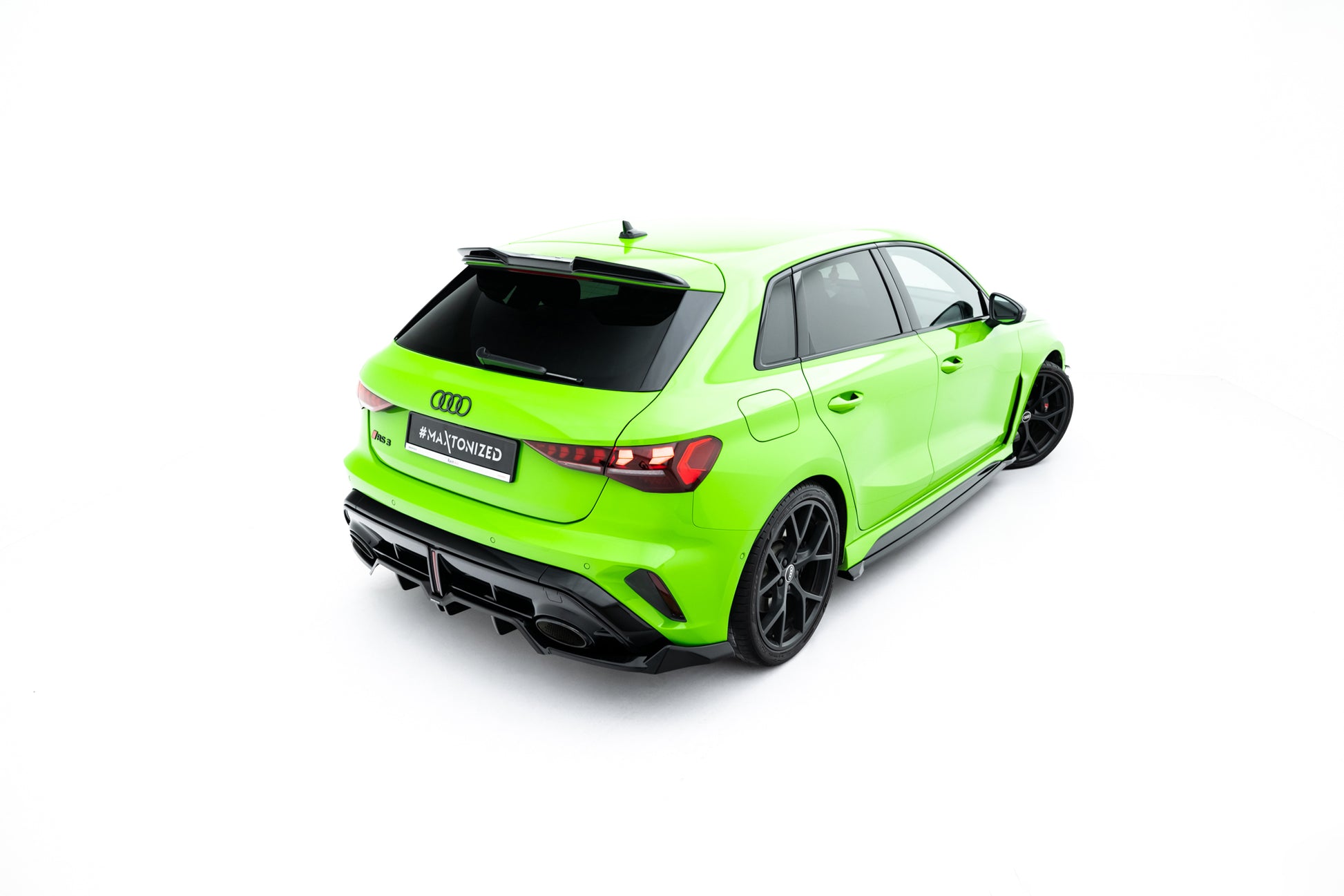 Rear Splitter (with vertical bars) V.3 Audi RS3 Sportback 8Y Facelift