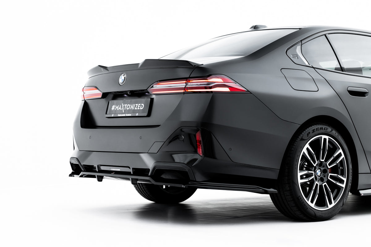 Rear Splitter (with vertical bars) V.1 BMW 5 / i5 M-Pack Sedan / Touring G60 / G61
