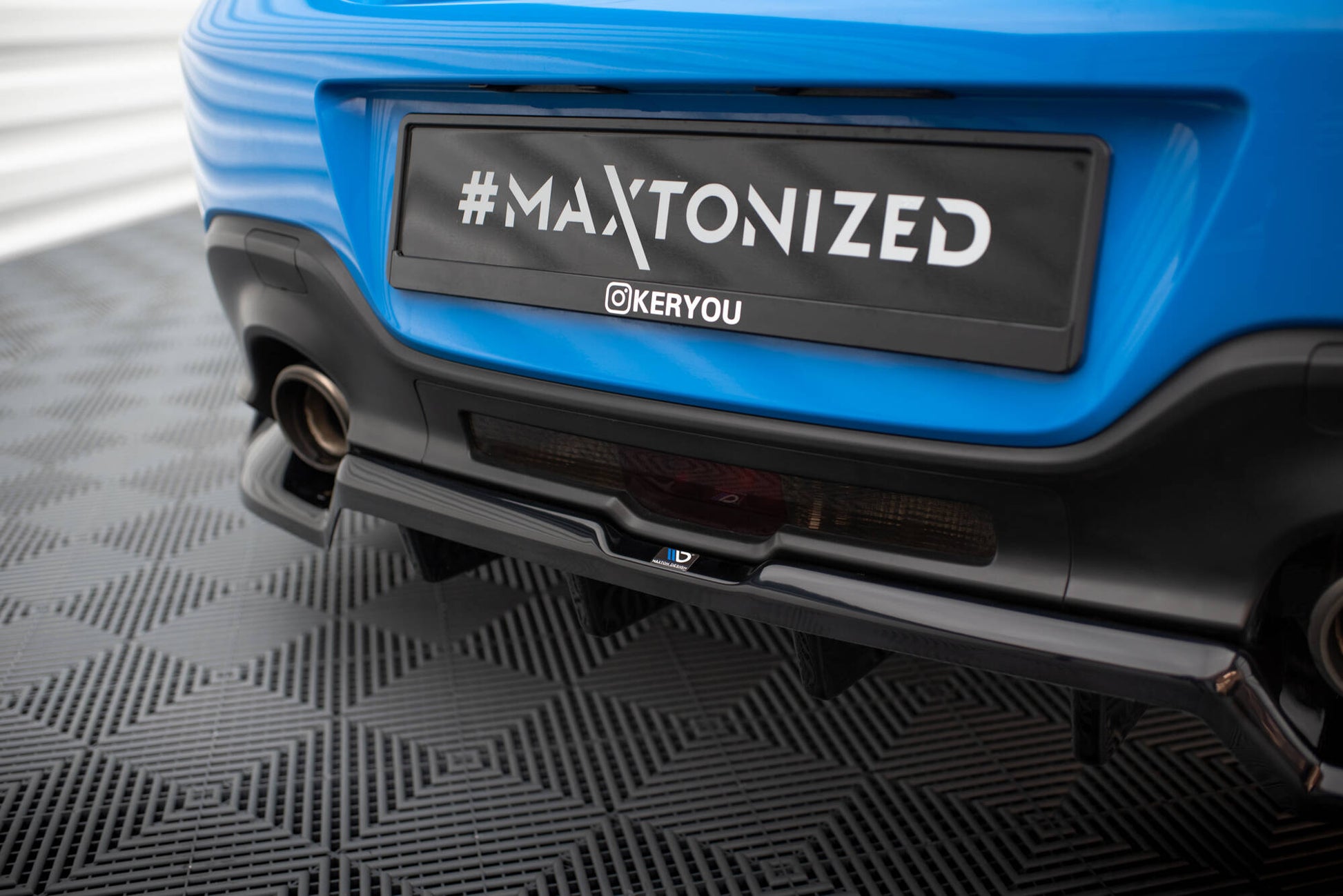 Rear Splitter (with vertical bars) V.1 Toyota GR86 Mk1