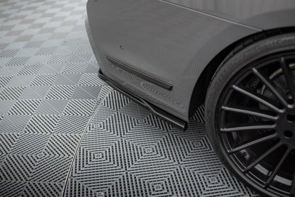 Rear Splitter with vertical bars V.2 BMW 7 M-Pack G11