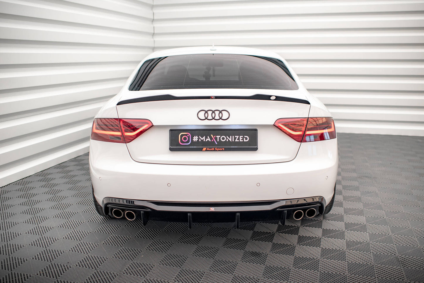 Rear Valance Audi A5 Coupe 8T Facelift (Version with dual exhausts on both sides)