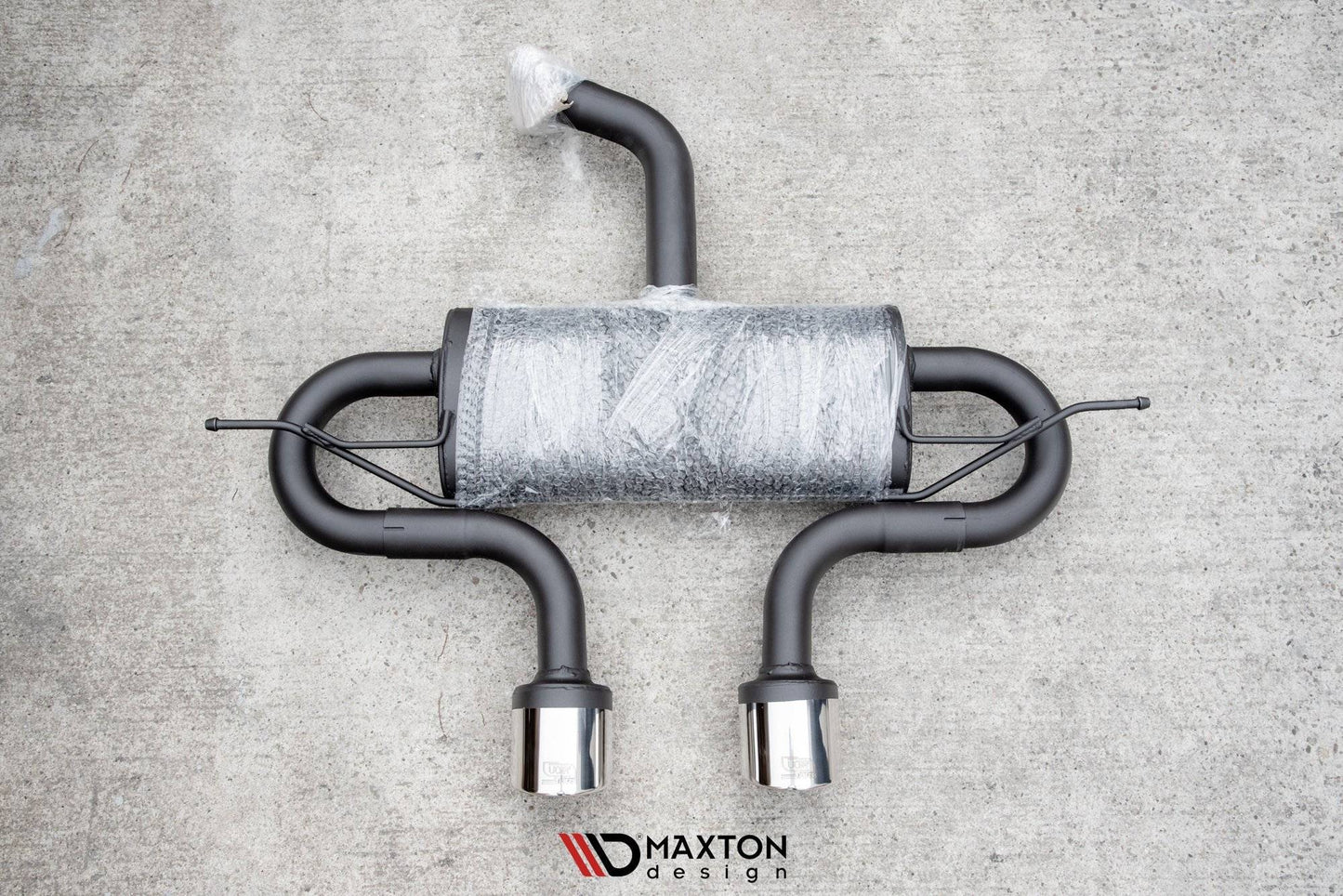 Rear Valance (R32 LOOK) with Exhaust Volkswagen Golf Hatchback Mk8 / Mk8 Facelift