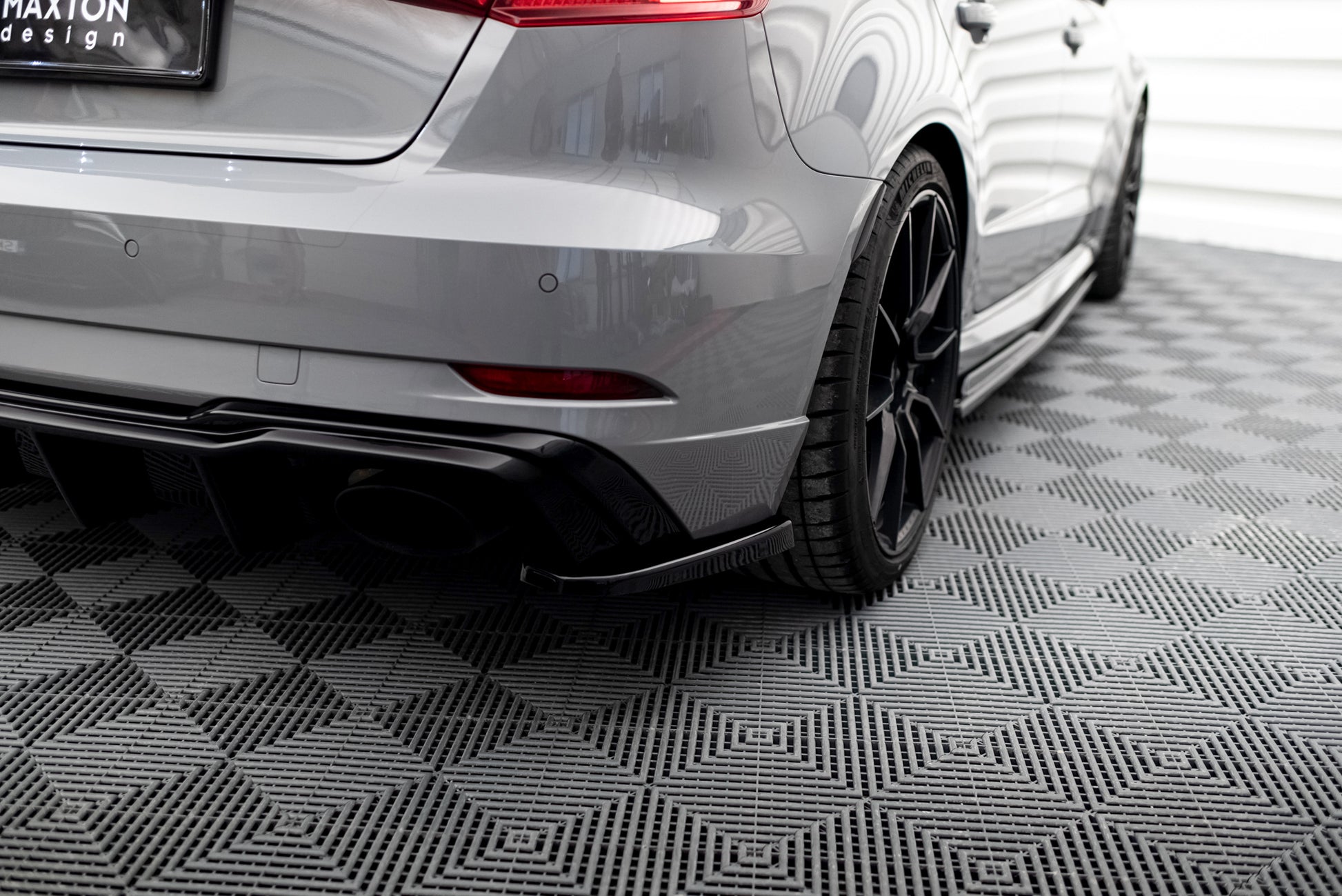 Rear Valance V.2 Audi RS3 8V Sportback Facelift