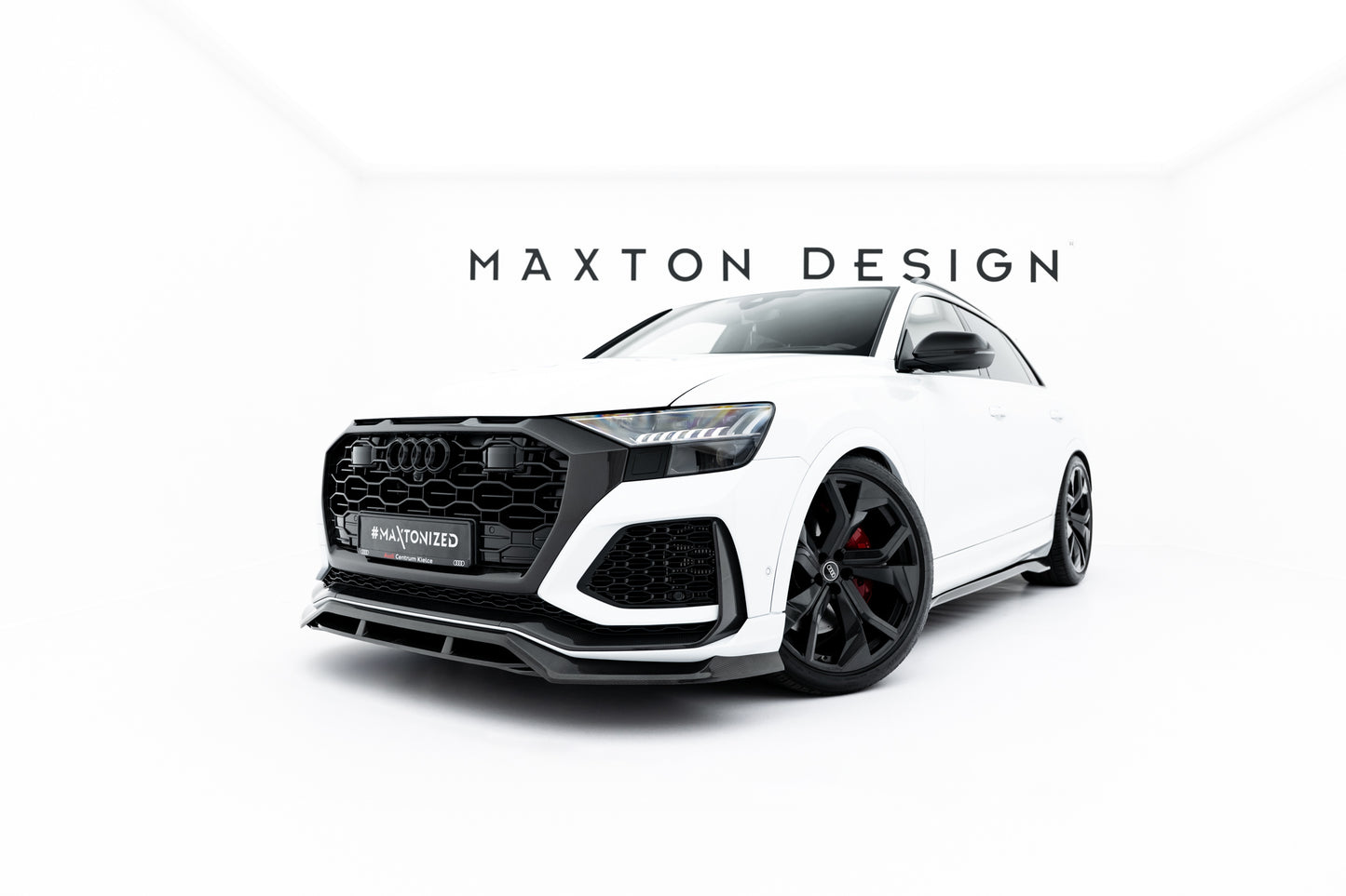 Set of Prepreg Carbon Splitters Audi RSQ8 Mk1