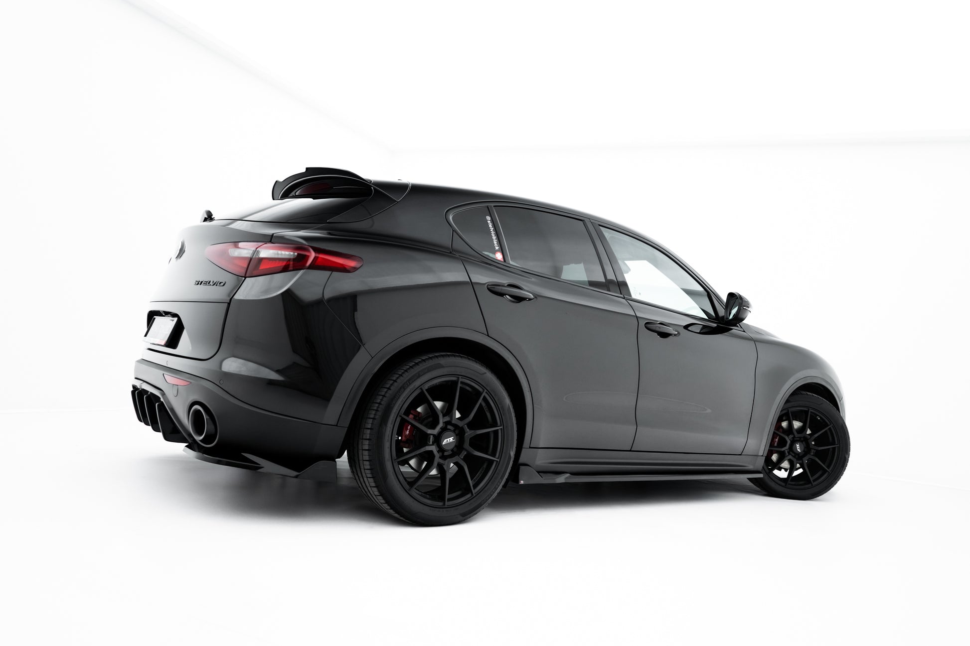 Set of Splitters Alfa Romeo Stelvio Mk1