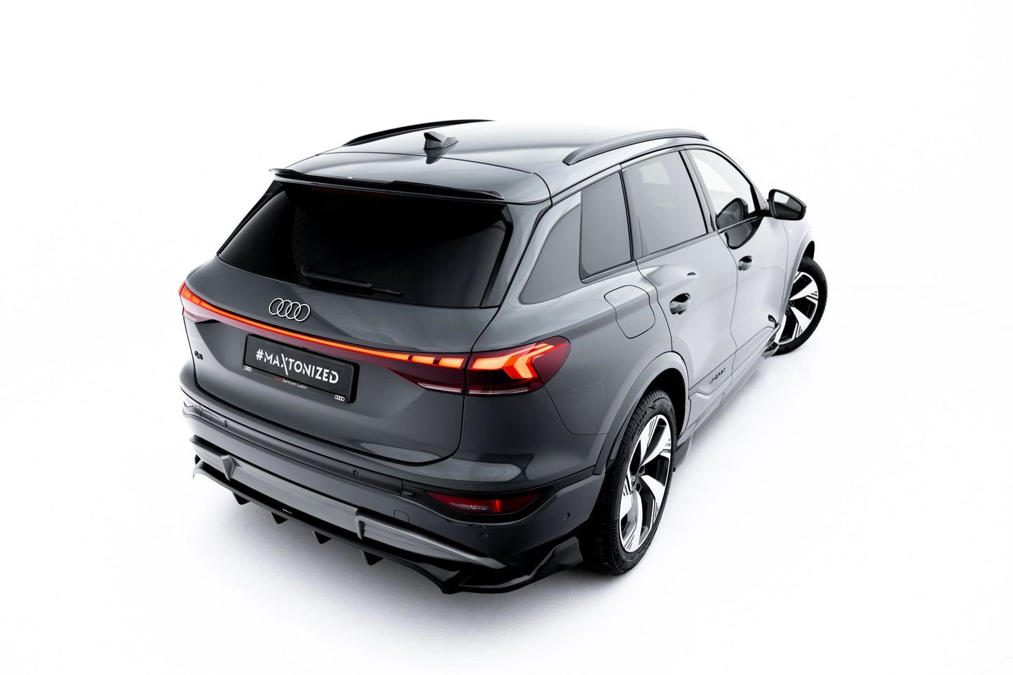 Set of Splitters Audi Q6 e-tron S-Line / SQ6 e-tron SUV Mk1