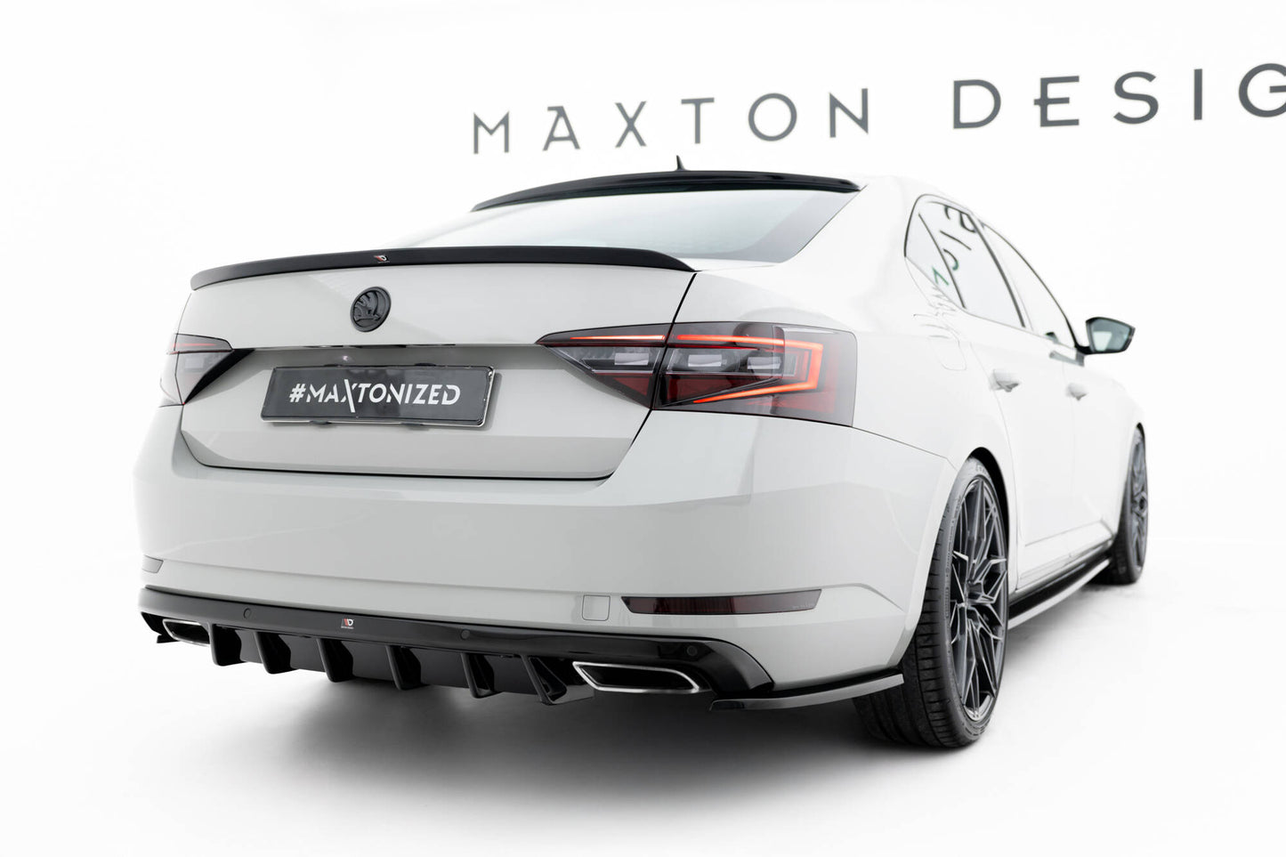 Set of Splitters V.1 Skoda Superb Liftback Mk3