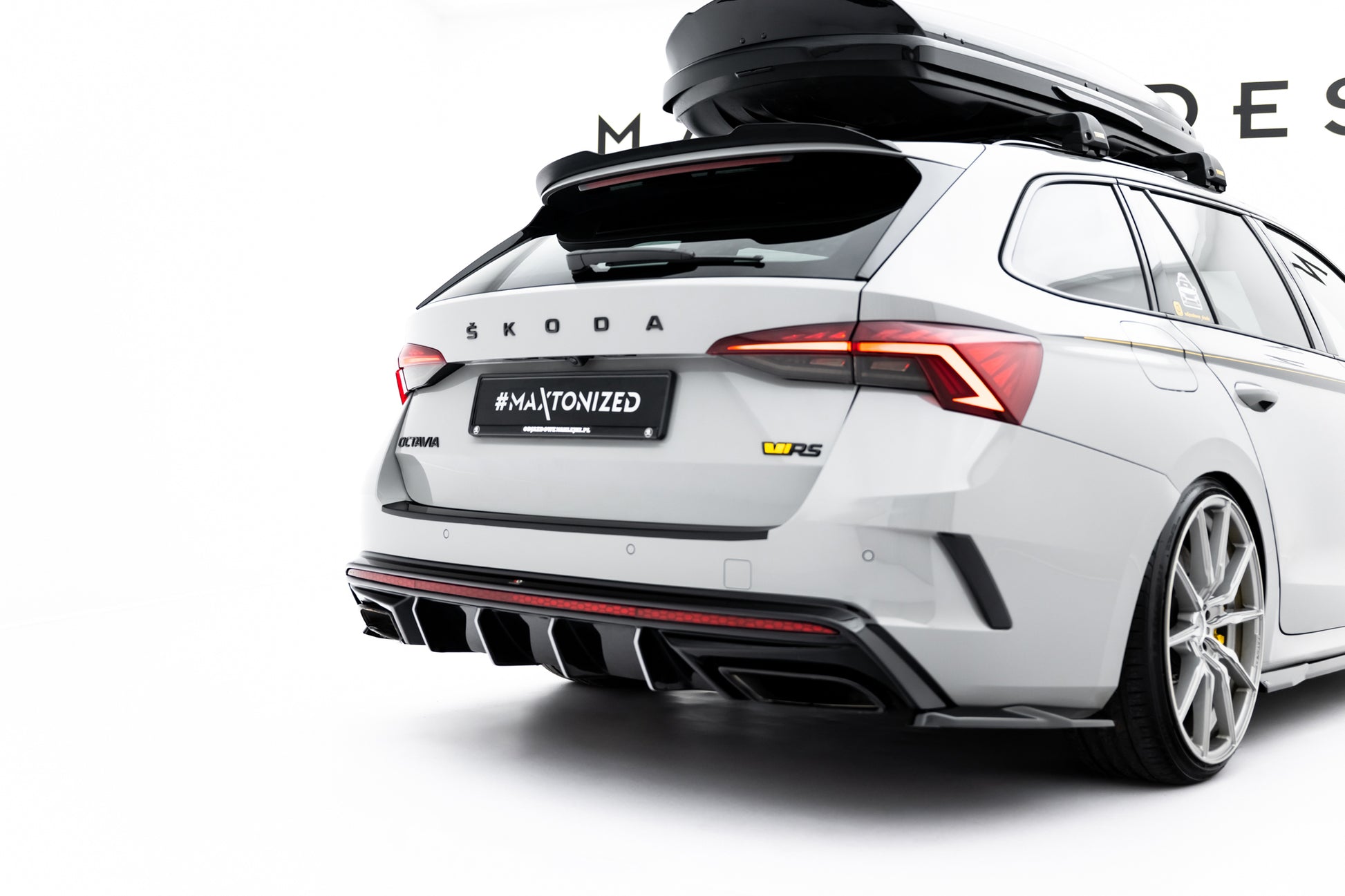 Set of Splitters V.2 Skoda Octavia RS Combi Mk4