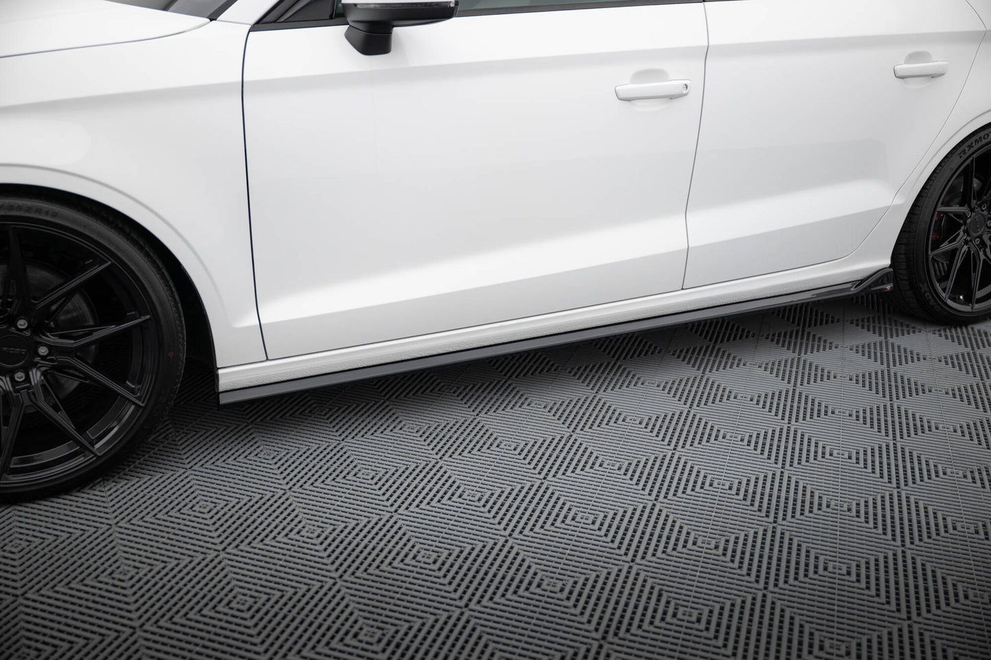 Side Skirts Diffusers Audi A3 Sedan 8V