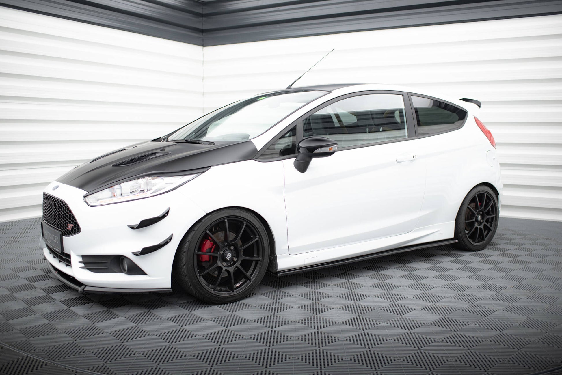 Side Skirts Diffusers Ford Fiesta ST / ST-Line Mk7 / Mk7 Facelift