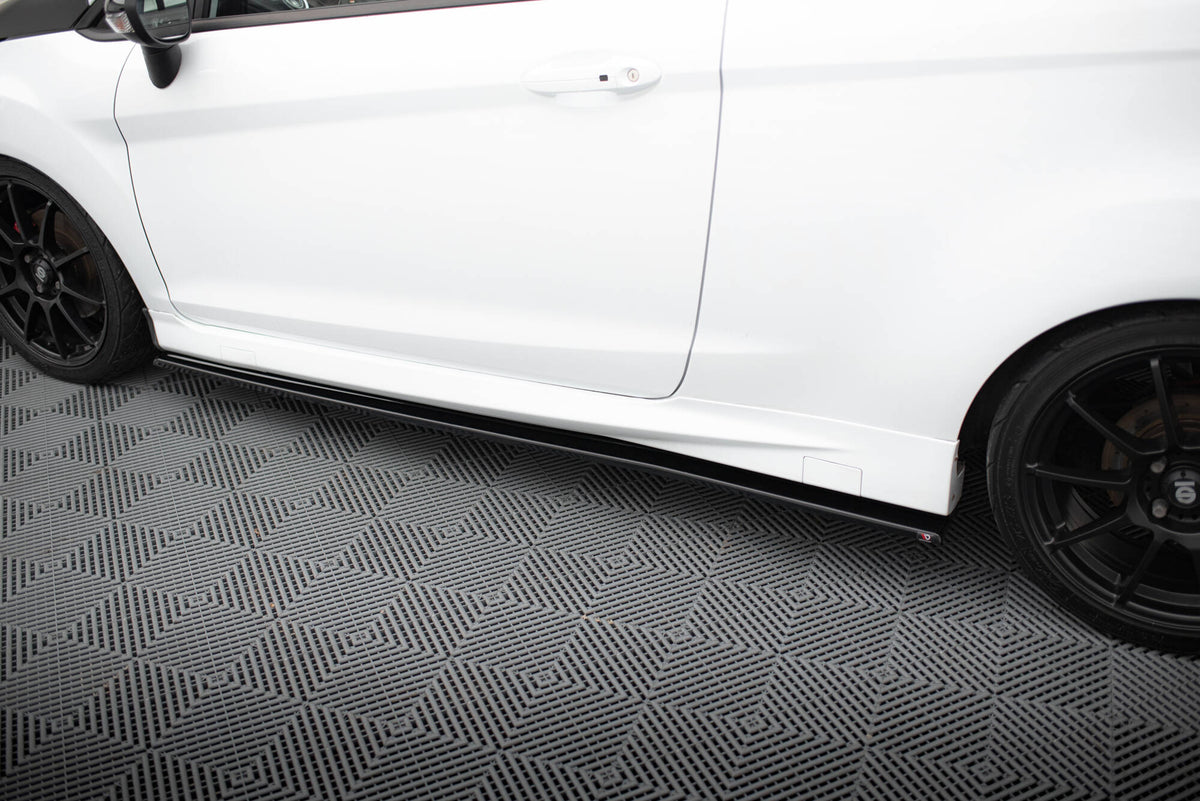 Side Skirts Diffusers Ford Fiesta ST / ST-Line Mk7 / Mk7 Facelift