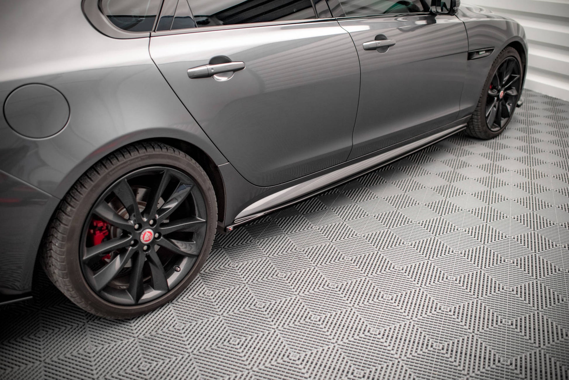 Side Skirts Diffusers Jaguar XF R-Sport X260