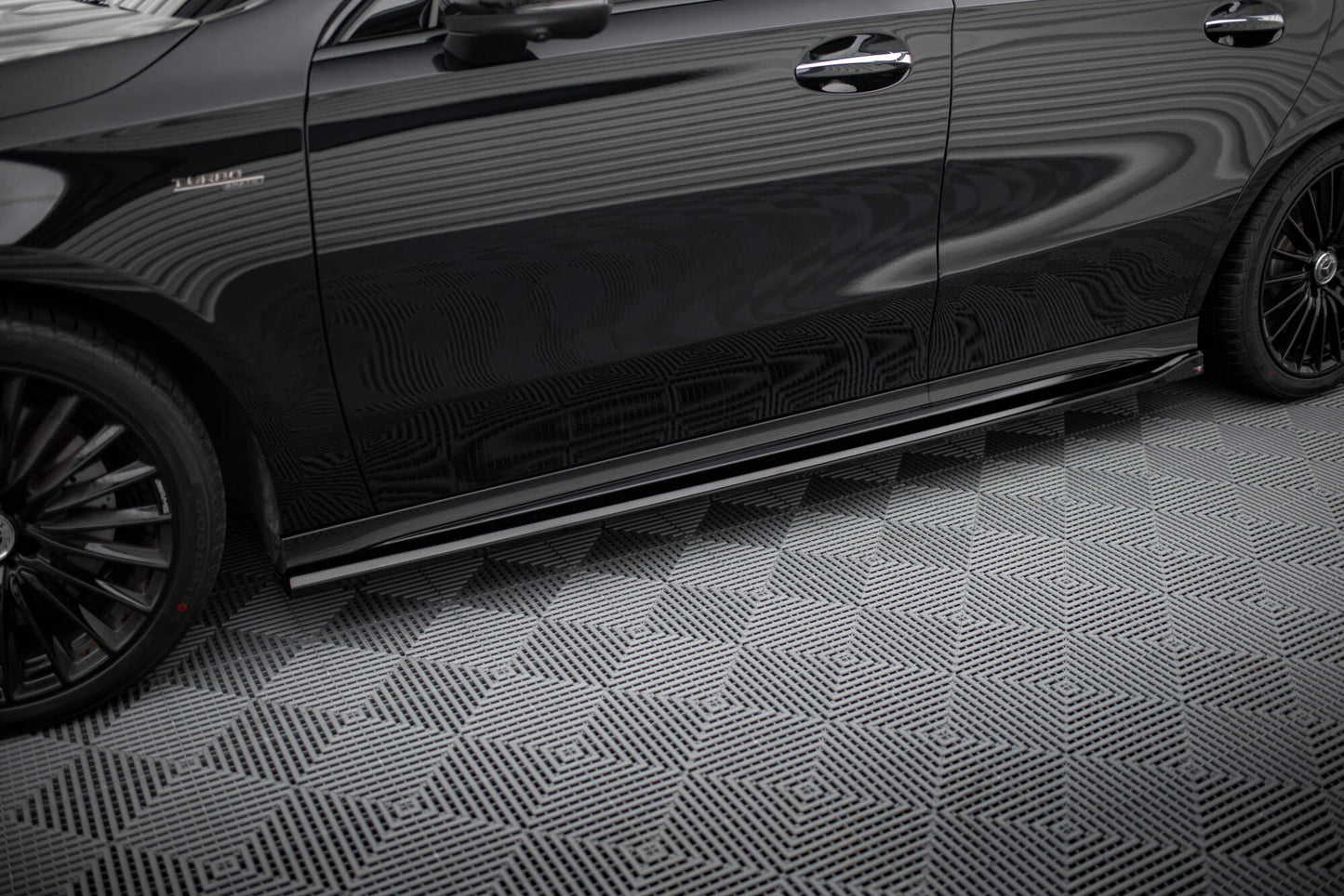 Side Skirts Diffusers Mercedes-AMG A35 / A AMG-Line W177 Facelift