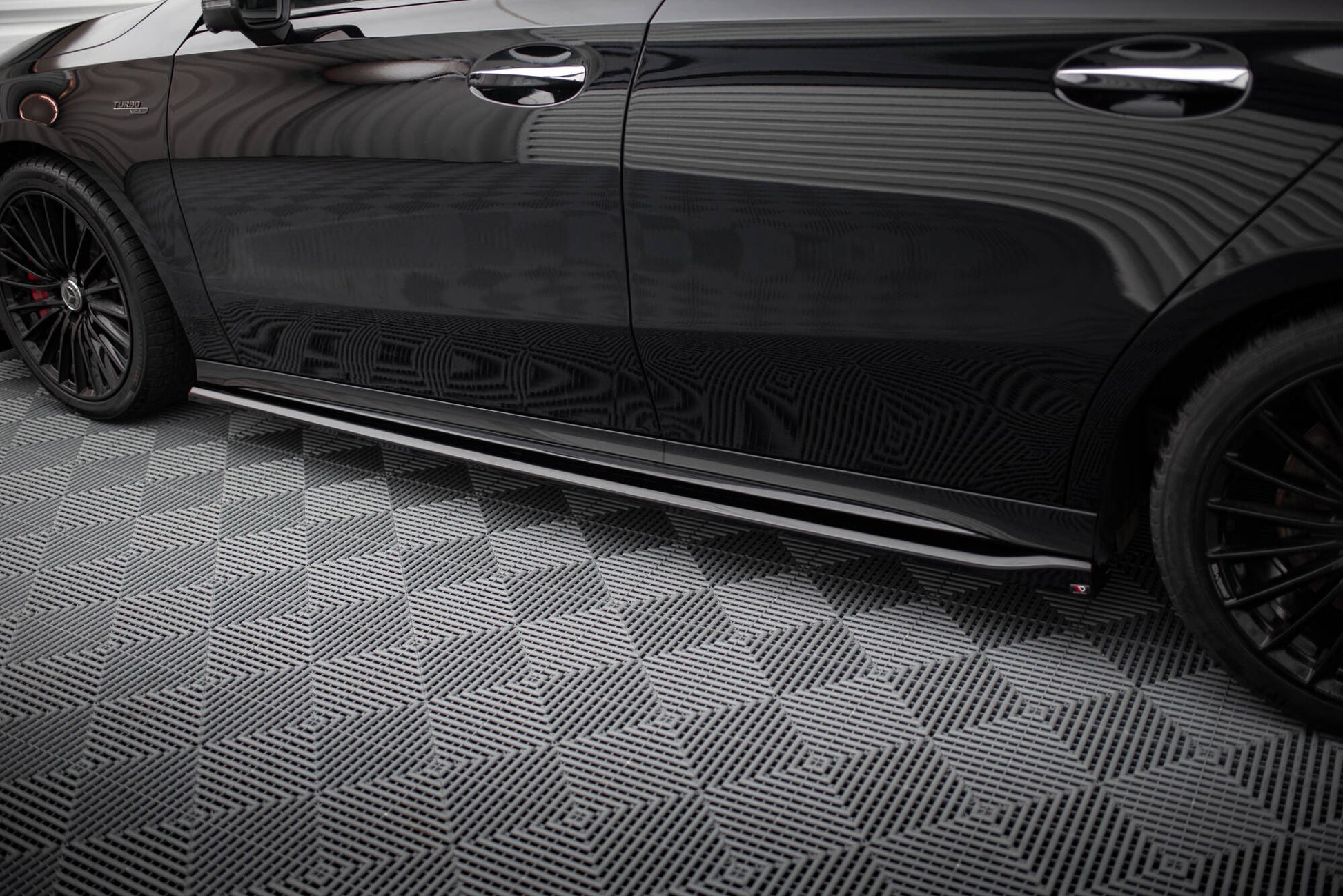 Side Skirts Diffusers Mercedes-AMG A35 / A AMG-Line W177 Facelift
