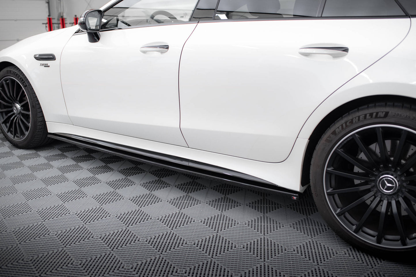 Side Skirts Diffusers Mercedes-AMG GT 43 4 Door Coupe V8 Styling Package X290