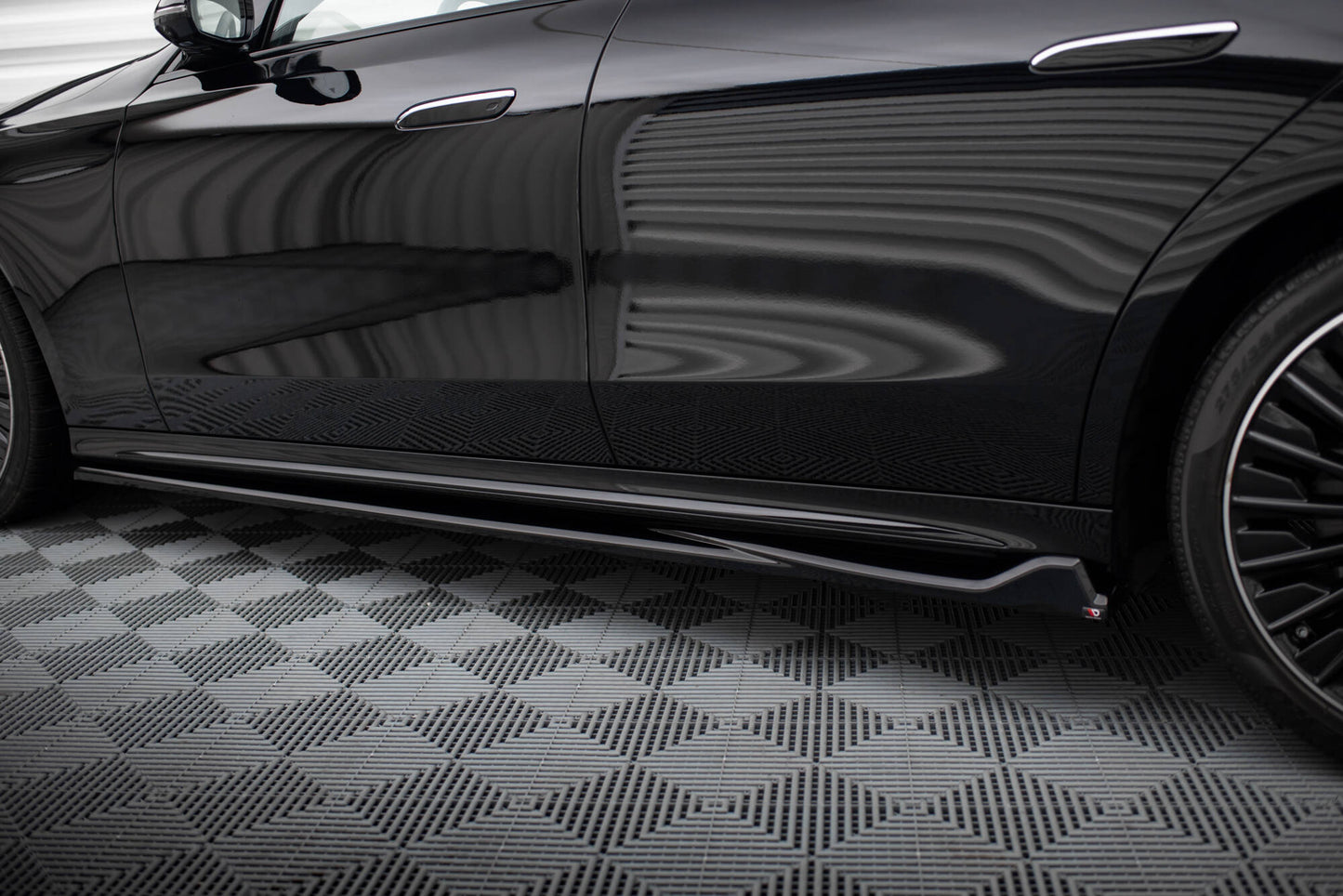 Side Skirts Diffusers Mercedes-Benz E AMG-Line Sedan / Estate W214