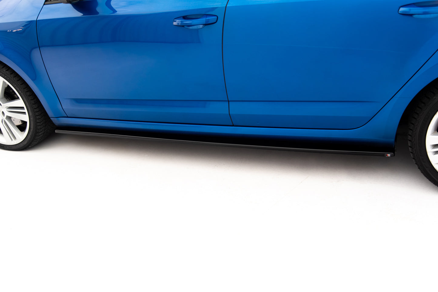 Side Skirts Diffusers Skoda Octavia RS Hatchback / Combi Mk3 / Mk3 Facelift