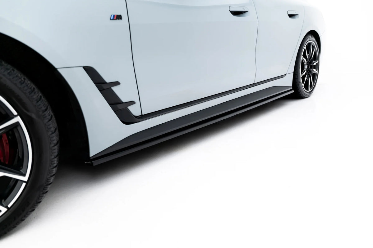 Side Skirts Diffusers V.1 BMW 4 Gran Coupe M-Pack / M440i G26