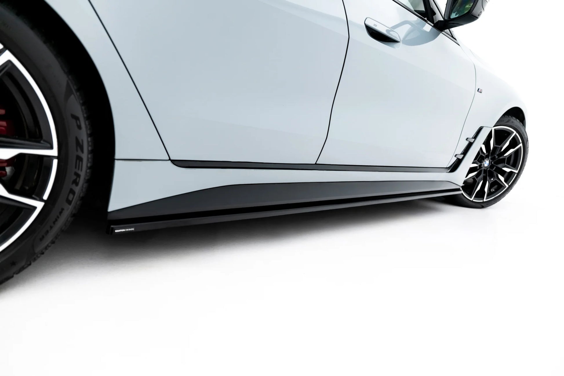 Side Skirts Diffusers V.1 BMW 4 Gran Coupe M-Pack / M440i G26